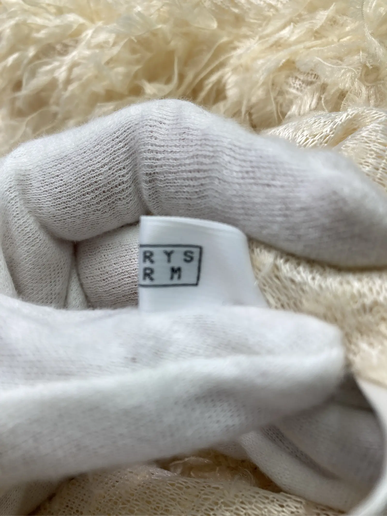 https://r2-worker.digdig.jp/product/802d8df5-4afd-46eb-abfa-93c6f8696ec7/e53769e7-d11a-486b-9941-b11750724137