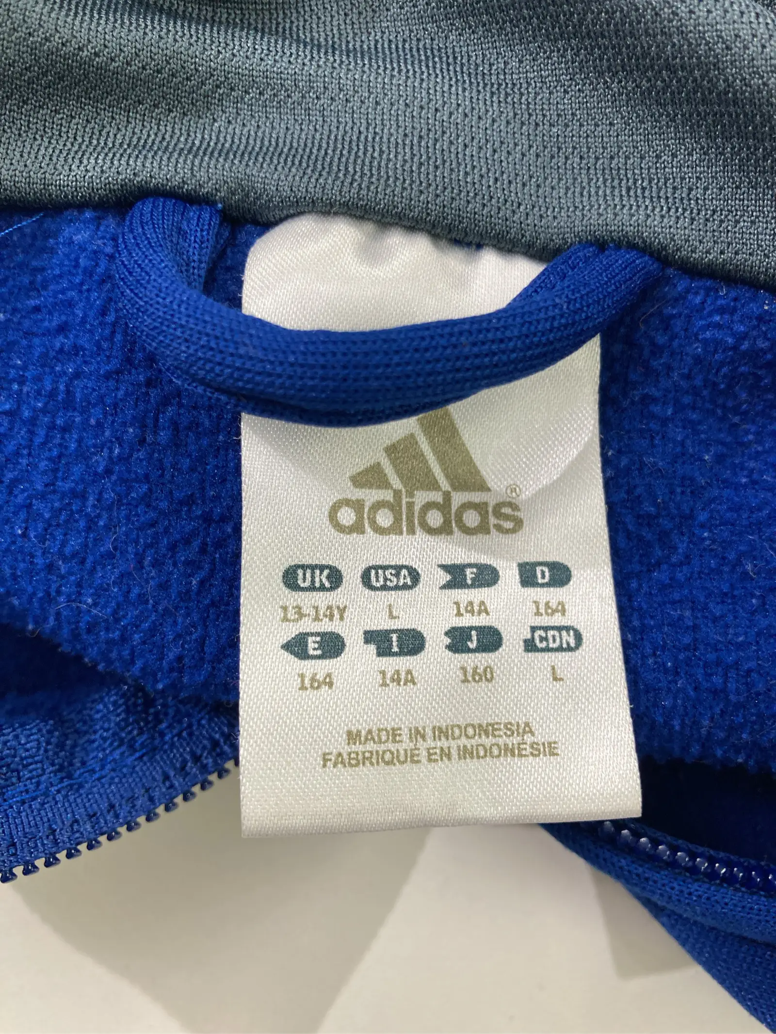 https://r2-worker.digdig.jp/product/80834136-bfd2-4e34-8781-0d1f32b23901/66649162-8b3e-4a86-be18-fbead02ace3f