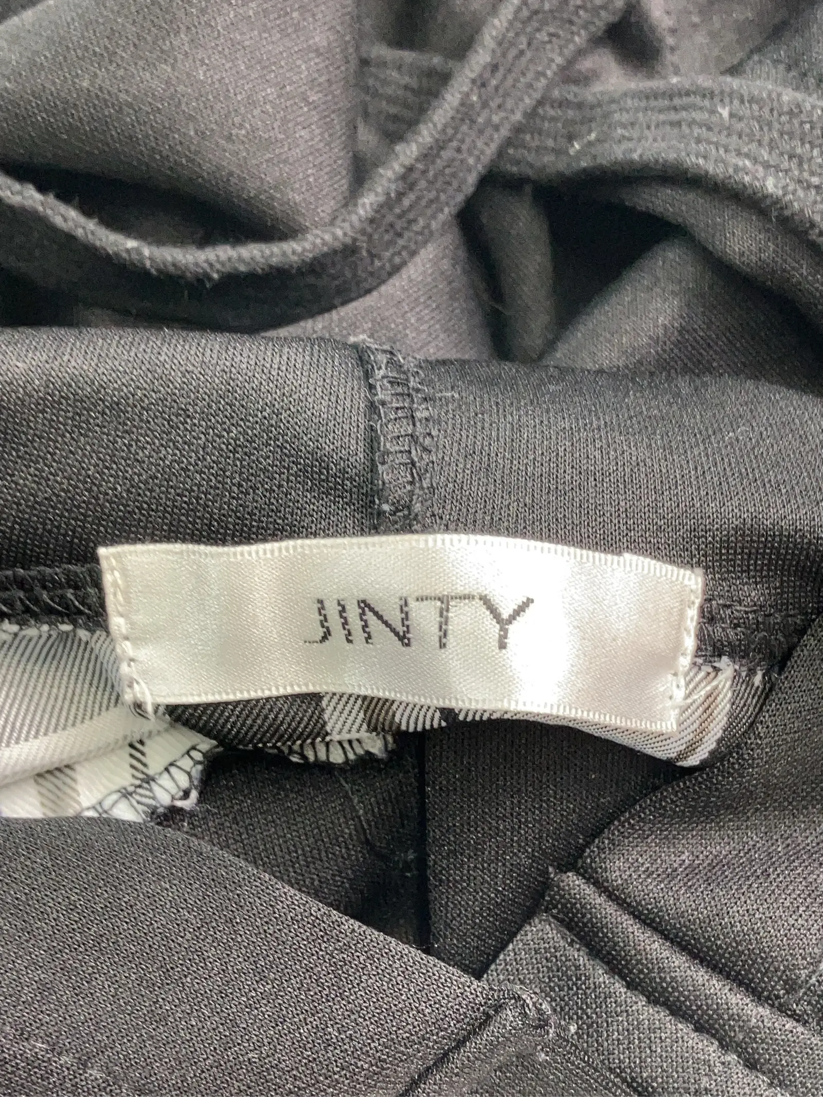 https://r2-worker.digdig.jp/product/8168edc7-92b0-4618-ac00-a27738c1d4f6/7d7b784a-d6d6-4663-9a97-a1135d3dd2a3