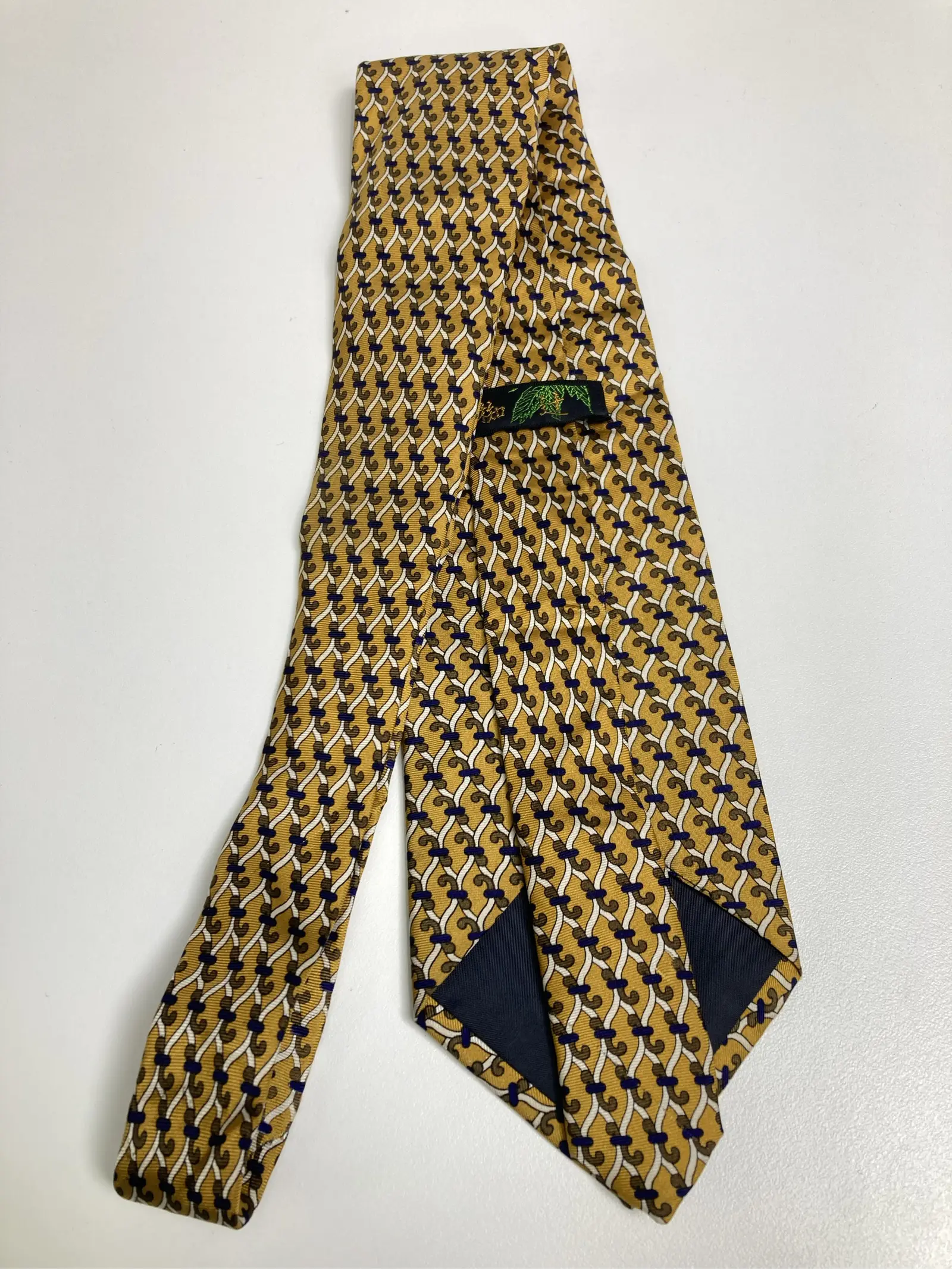 https://r2-worker.digdig.jp/product/827352e4-08d1-4463-8d08-fc2a36c12a98/ff3e1b8b-eb39-44c2-81fe-c742e1aebce1