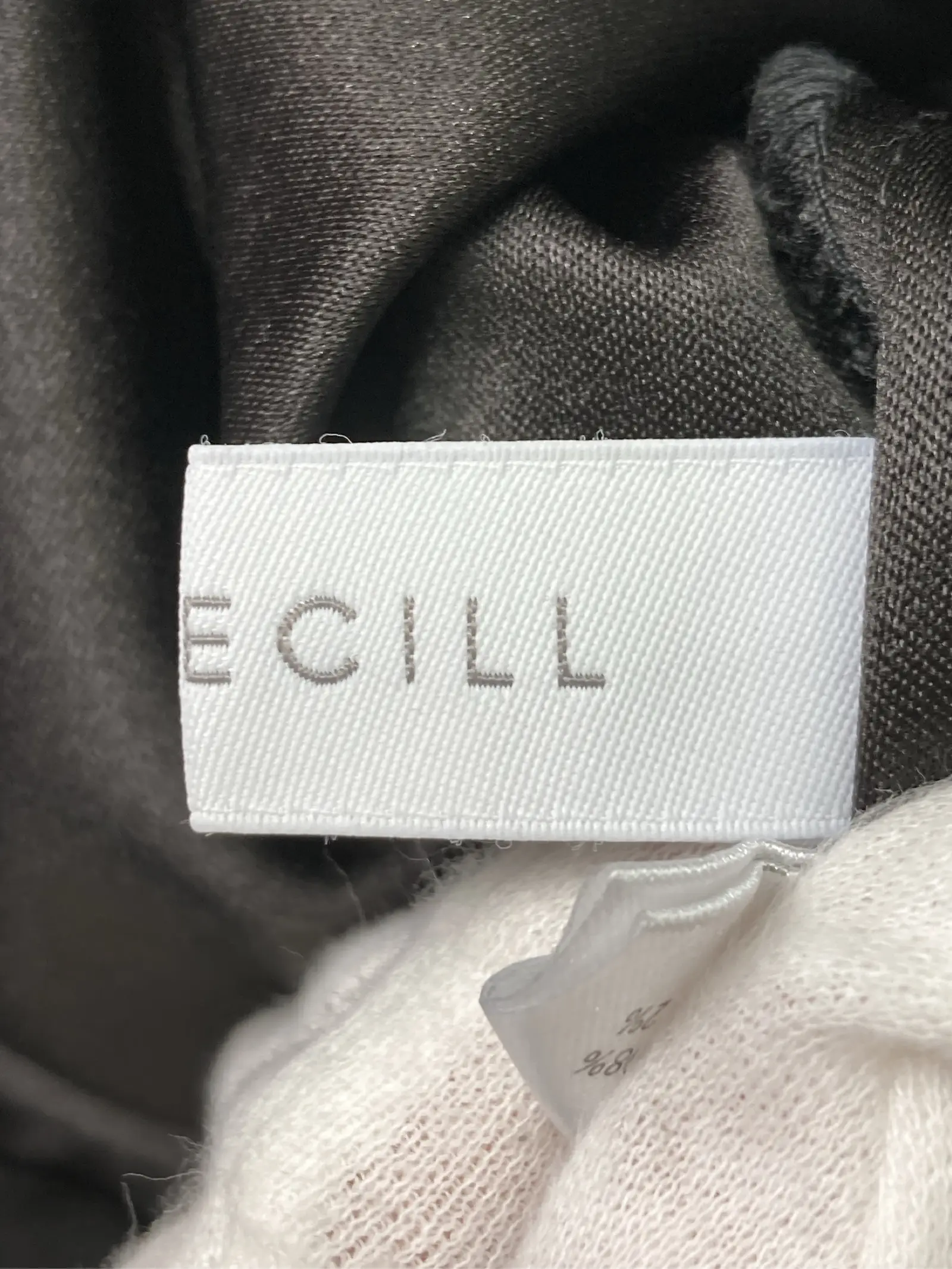 https://r2-worker.digdig.jp/product/83d215f5-0c8f-4de6-bb1d-0ec84b281744/6ce04236-1c56-4d4d-9d97-4e1e618e2cab