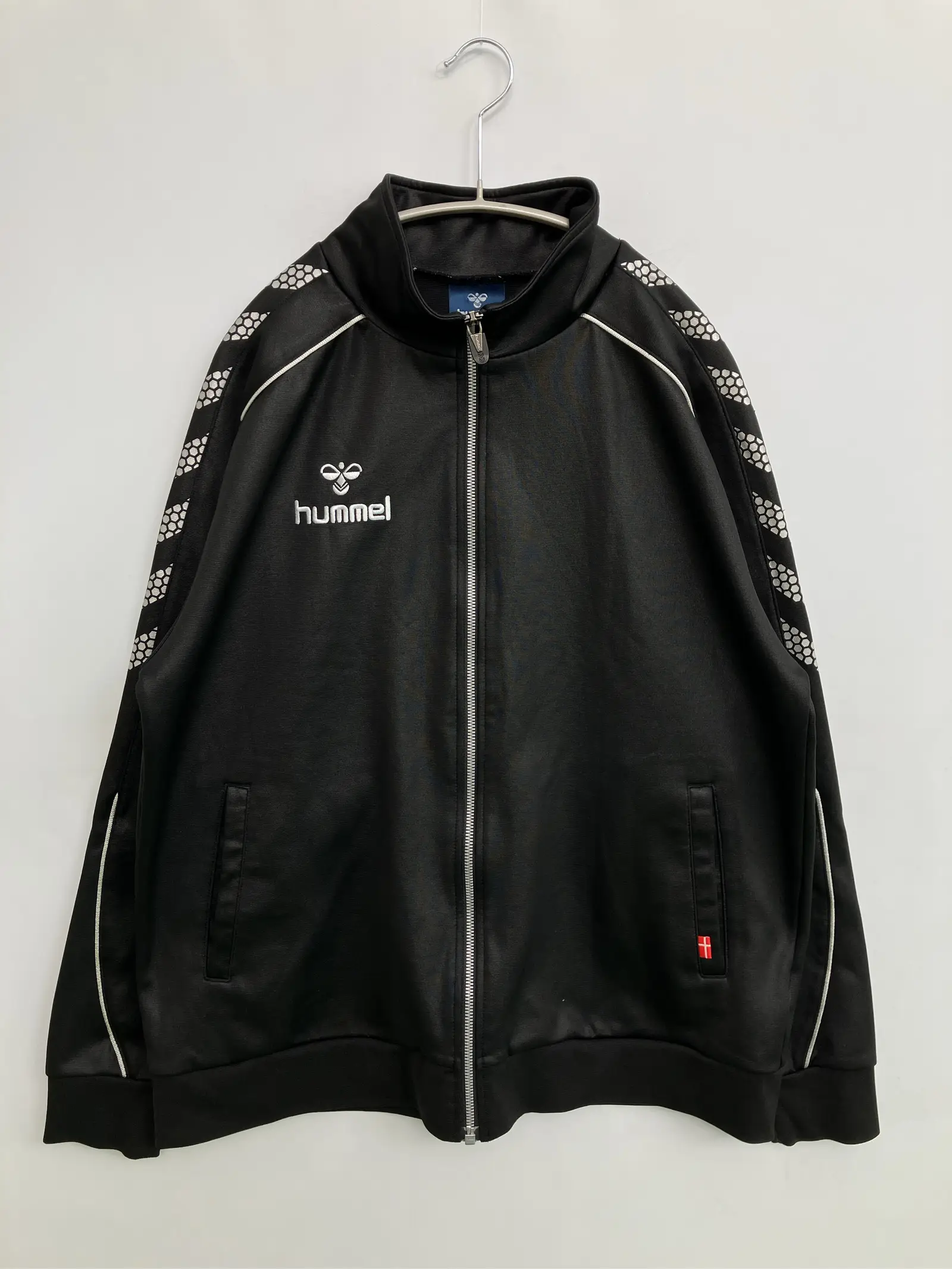 https://r2-worker.digdig.jp/product/83fc99ca-6f10-431b-b840-21e1f7746f42/c7f27b10-780d-4dc2-bb93-a3cfe5fc2f95
