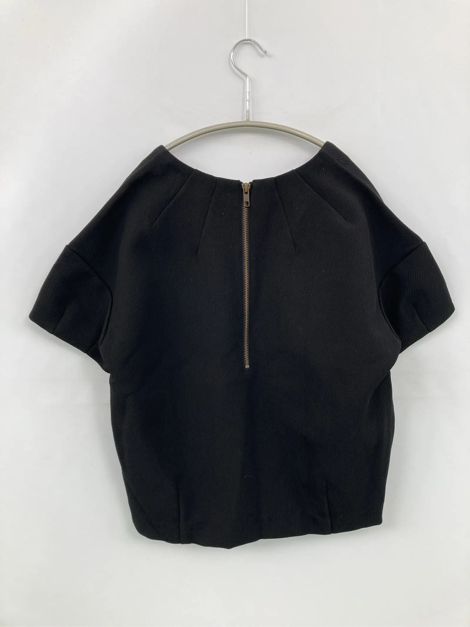 https://r2-worker.digdig.jp/product/84066e62-42fb-4271-b99f-91a8b3c6918f/e8377c6c-afe4-4d39-946b-a8760f80bd7c