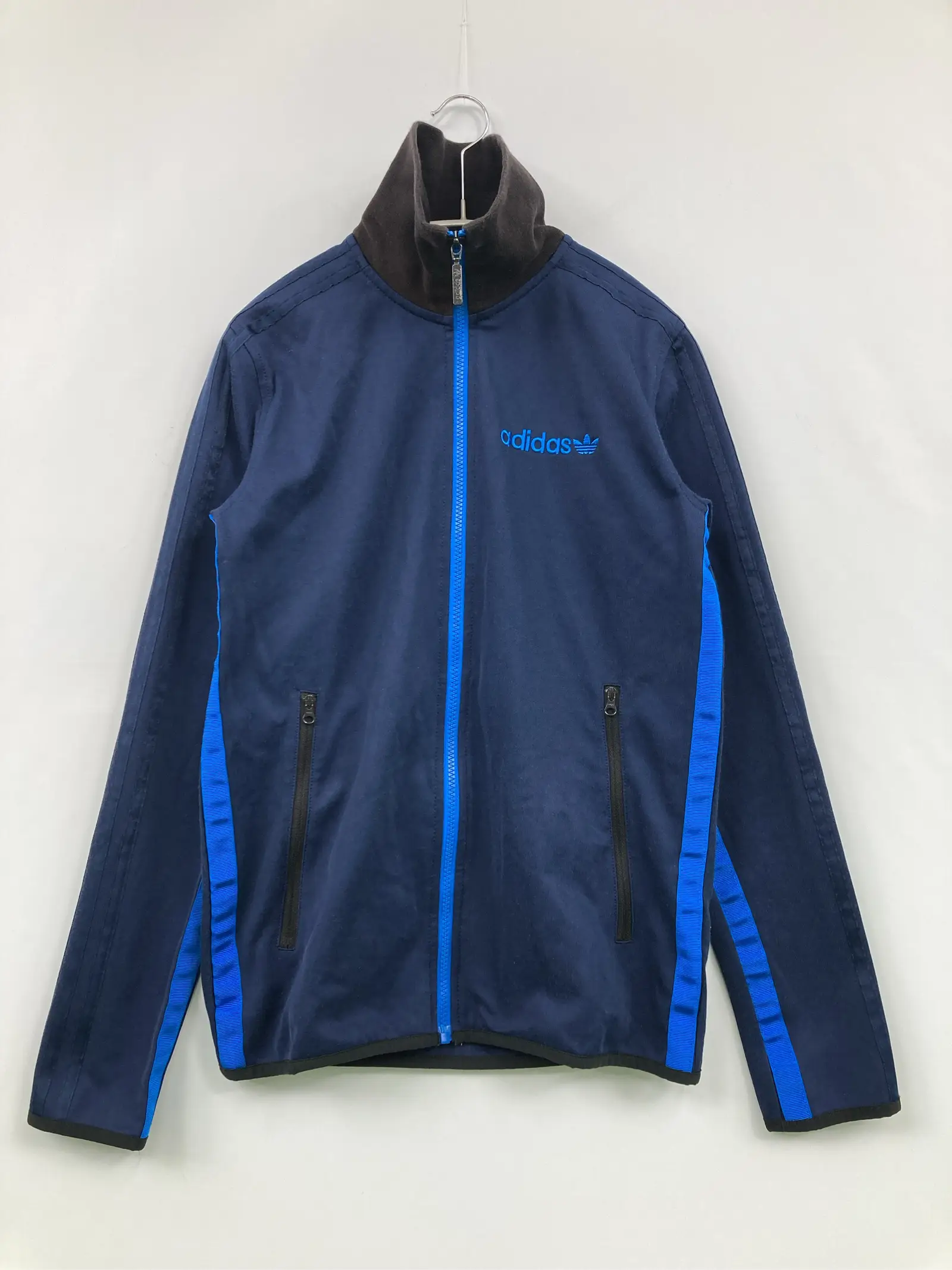 https://r2-worker.digdig.jp/product/84bfe5c0-689d-4866-94fb-70144cc9ff25/1e33b253-575c-414d-9f96-6078cf362b95