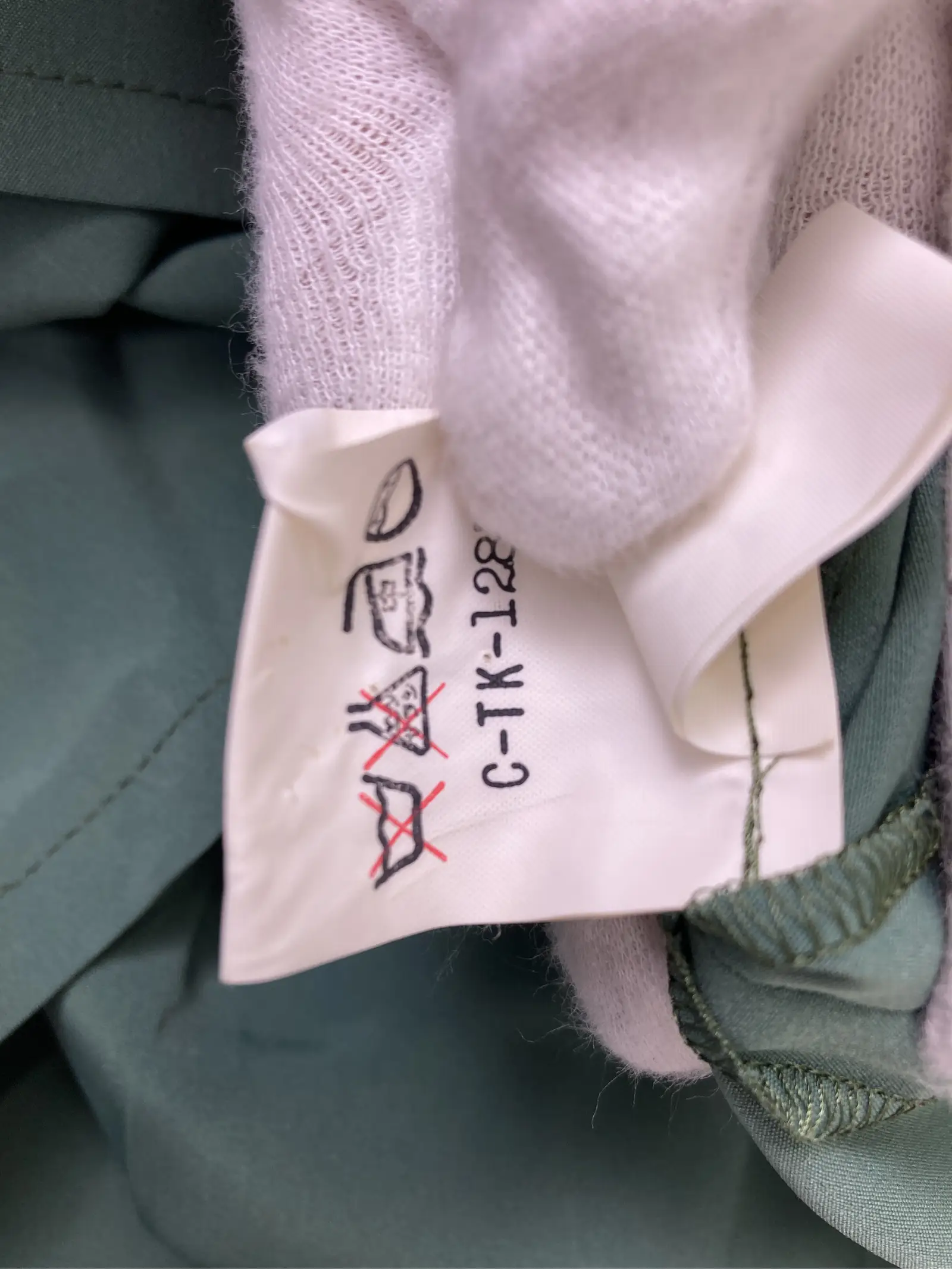 https://r2-worker.digdig.jp/product/8502d7a6-fa7e-4ab9-96ec-9a4b655aab64/54135514-a31e-4dd4-8ef6-4d80d77d4a10