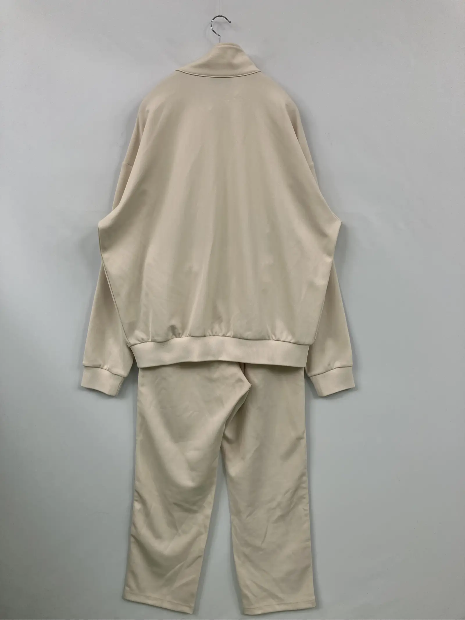 https://r2-worker.digdig.jp/product/854f61b6-24ce-4056-8459-4e6c09fe53ad/4c5b3c33-75ee-46cc-b203-0522d92fc0f8