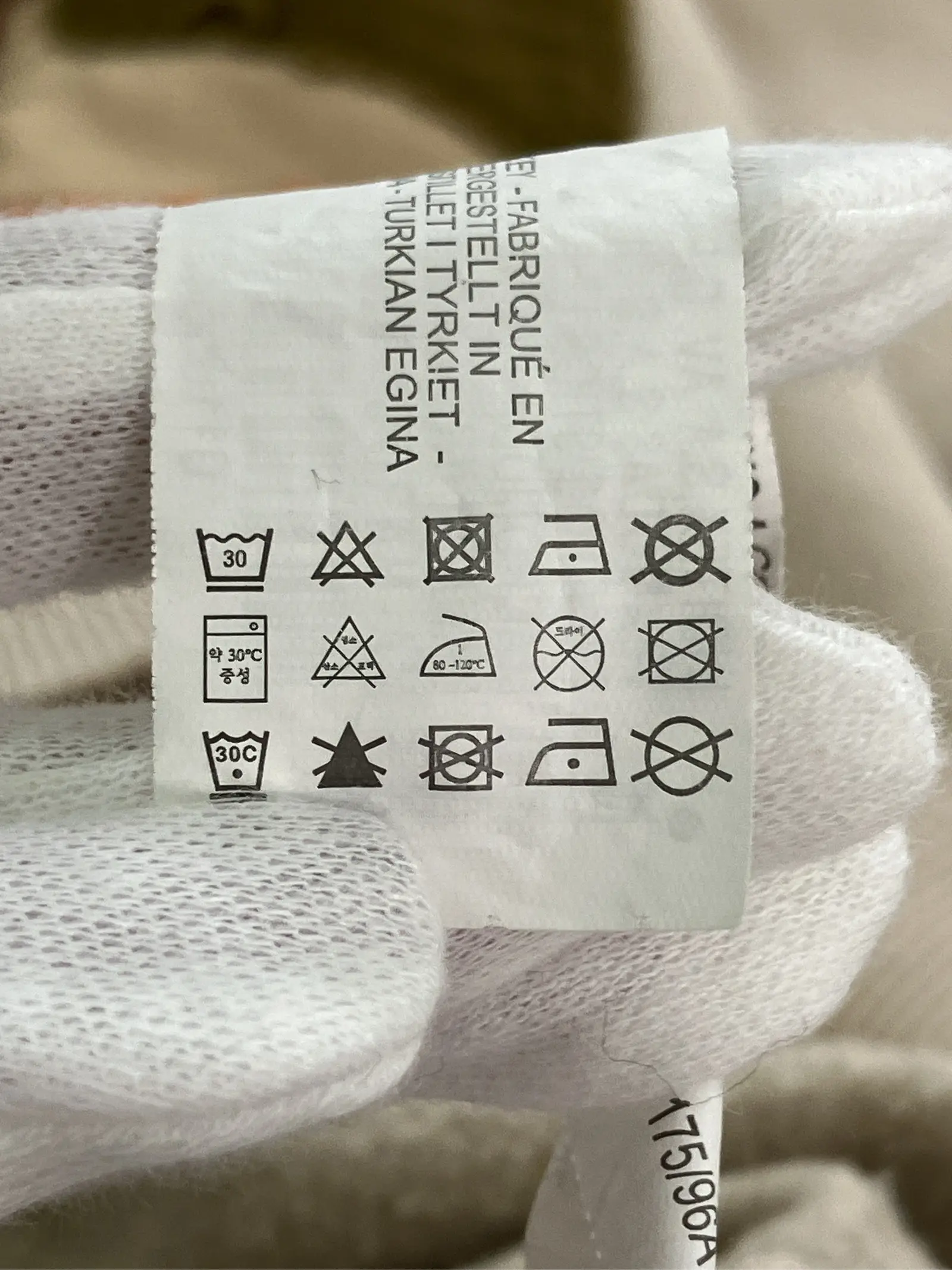 https://r2-worker.digdig.jp/product/859cacb4-ed33-4267-bd0f-83d76ffbd0d3/e2a5123c-fab5-43f3-92f1-15cbc8e8a96f