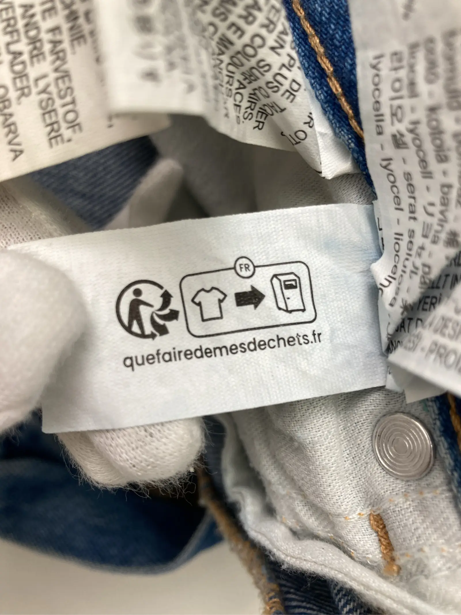 https://r2-worker.digdig.jp/product/85e593b0-ee7d-4262-9e7b-2cee23ee34d9/2f51ae95-f22f-44da-aff8-f158637831a6