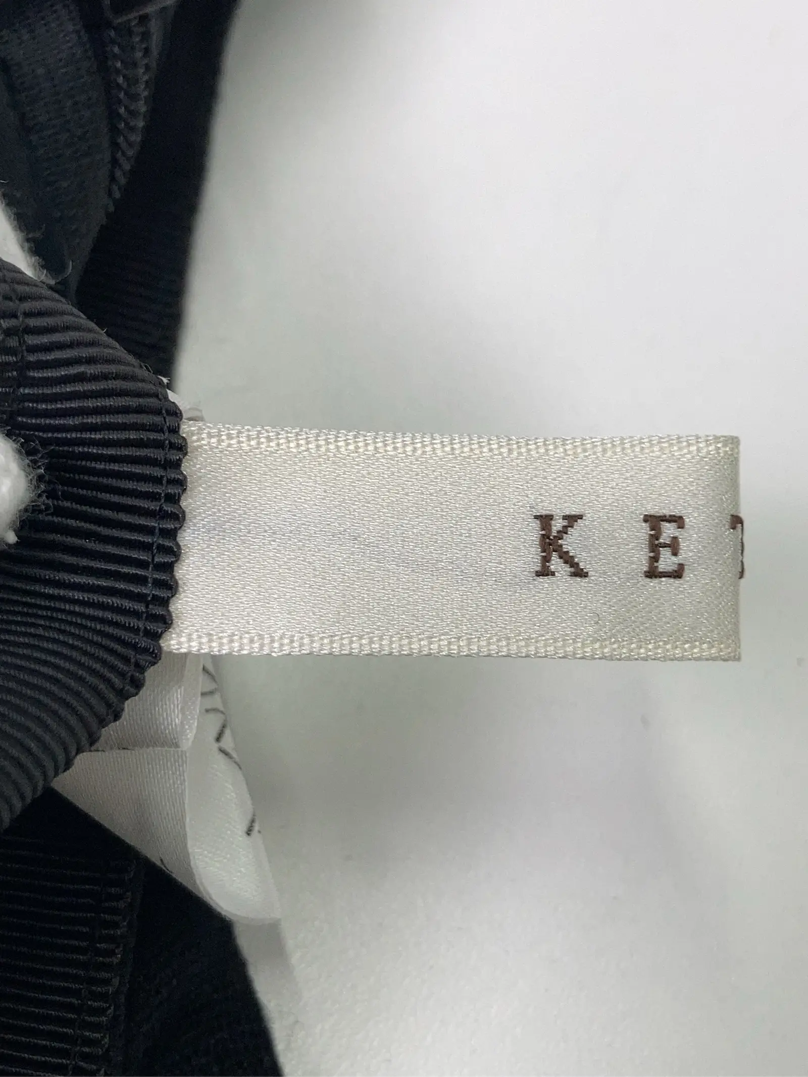 https://r2-worker.digdig.jp/product/87a4c4a2-e1b2-4d85-ad99-02ba6fc21825/32783a42-b33c-4e68-a354-ec3dadd97f75