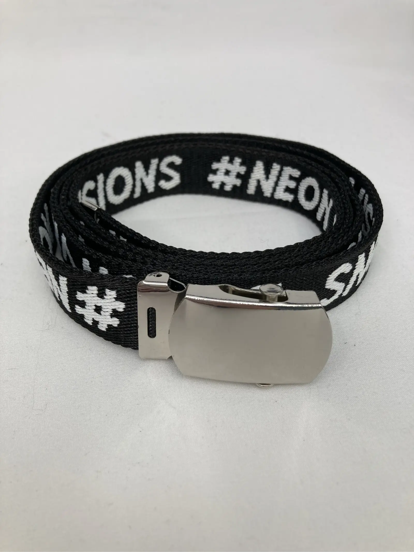 https://r2-worker.digdig.jp/product/87d57737-ce82-4c42-93fe-d96bde75904b/57e51f58-0b03-423b-bf85-2ce40bd64b48