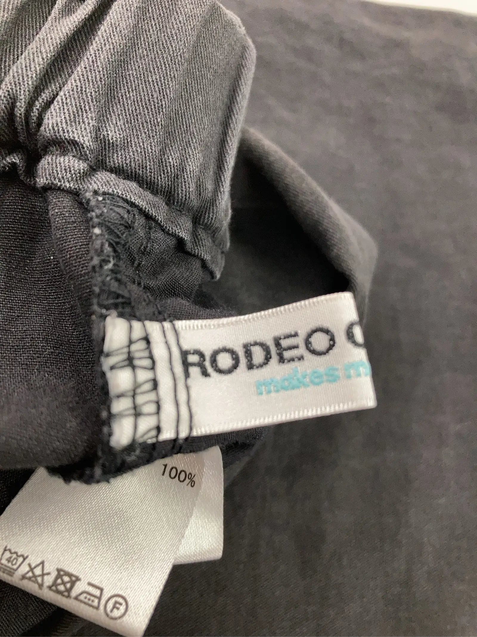 https://r2-worker.digdig.jp/product/88502f02-e025-4d61-873f-6a7a19070f93/406b4676-f441-44e4-901f-17d754e66115