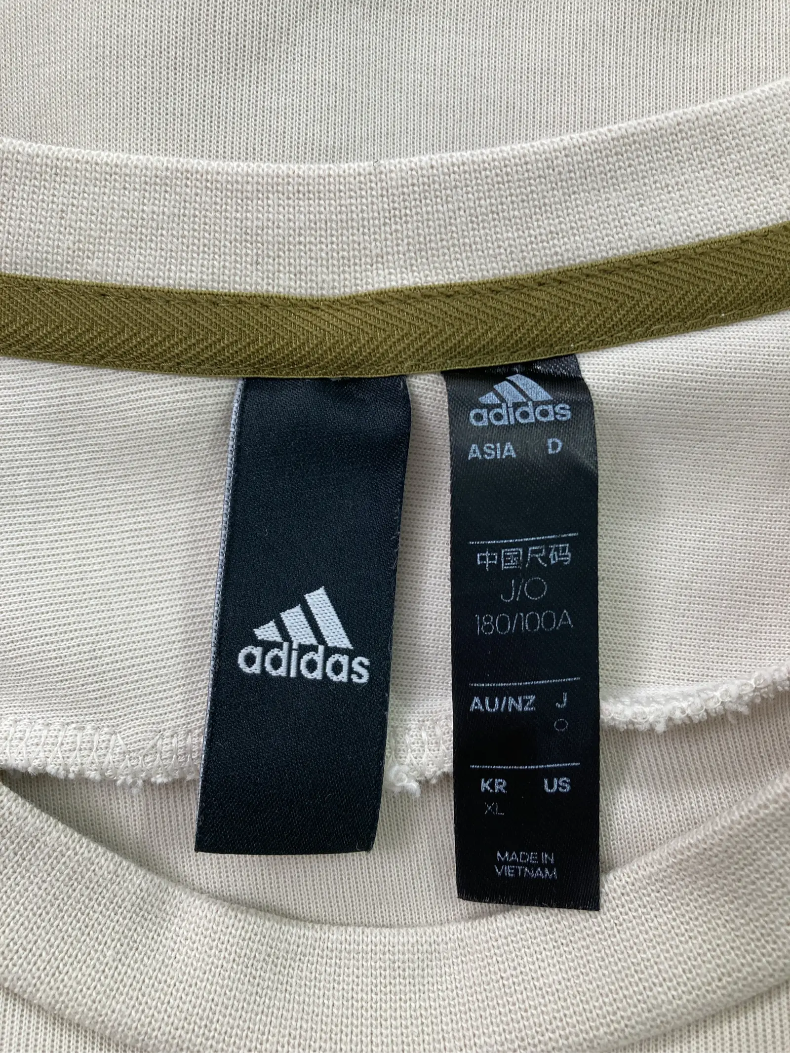 https://r2-worker.digdig.jp/product/888a55f9-e011-4be9-8cce-f616f9ecd777/6e38bca8-1dc8-4077-821b-ef3a48cf8158