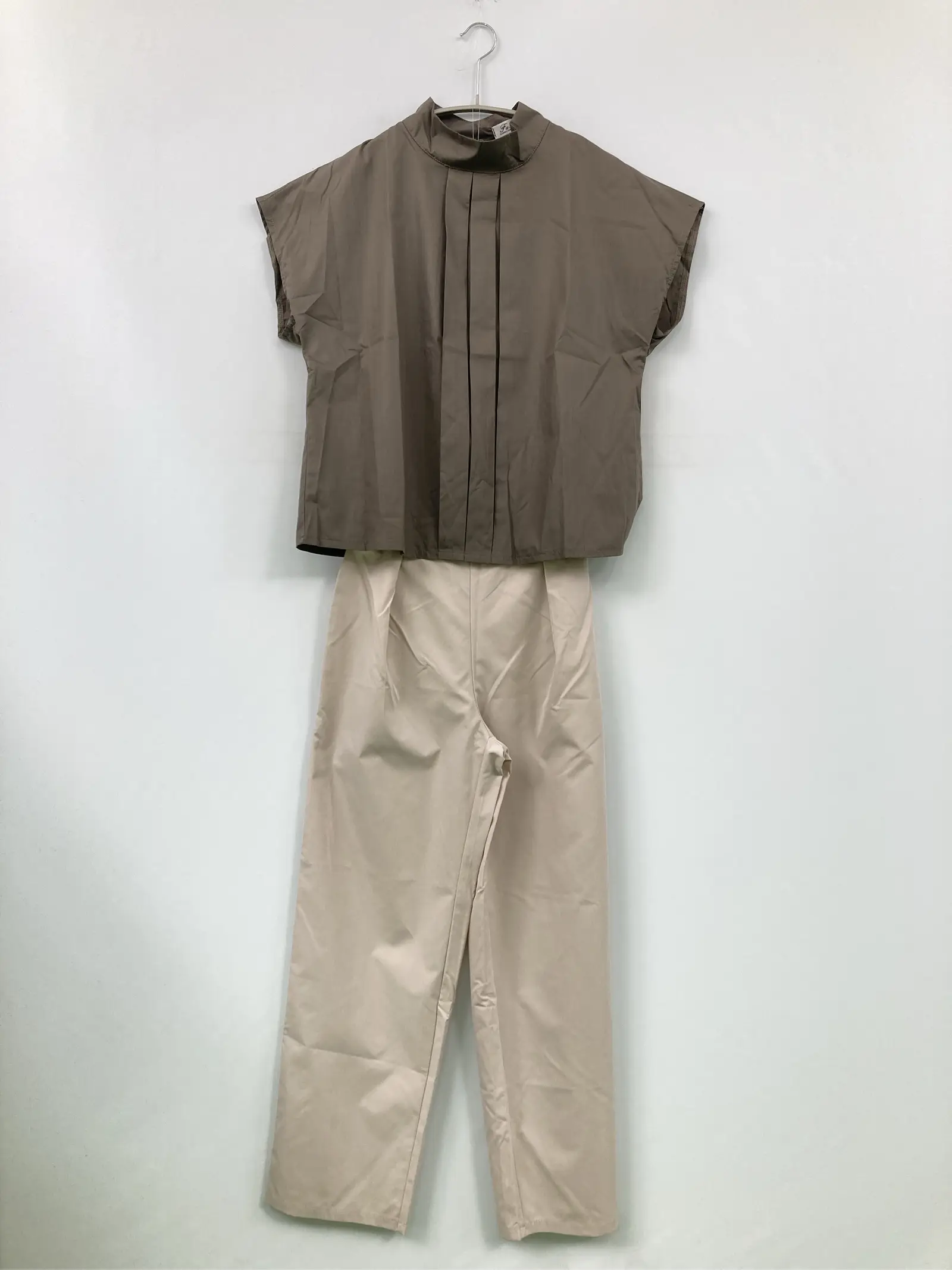 https://r2-worker.digdig.jp/product/8913dc43-2157-4dde-9879-8ae7dcd7524c/173eaebc-3aa6-45c8-a7e8-596bc3d36e22