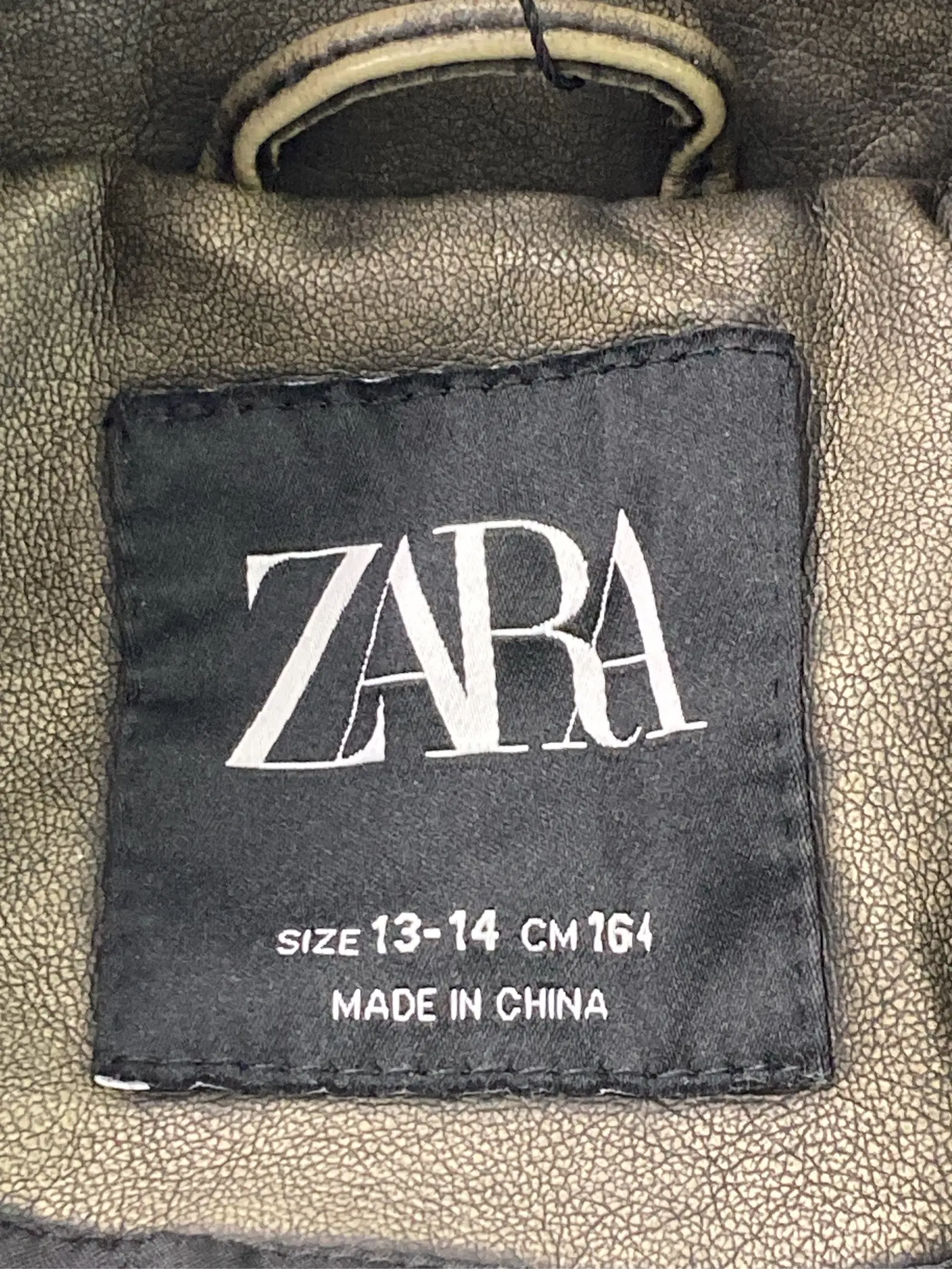 https://r2-worker.digdig.jp/product/8922b1c9-797a-49eb-8c7a-afa4d0b36abb/e174b0db-fb80-4615-b183-748453fc1ad9