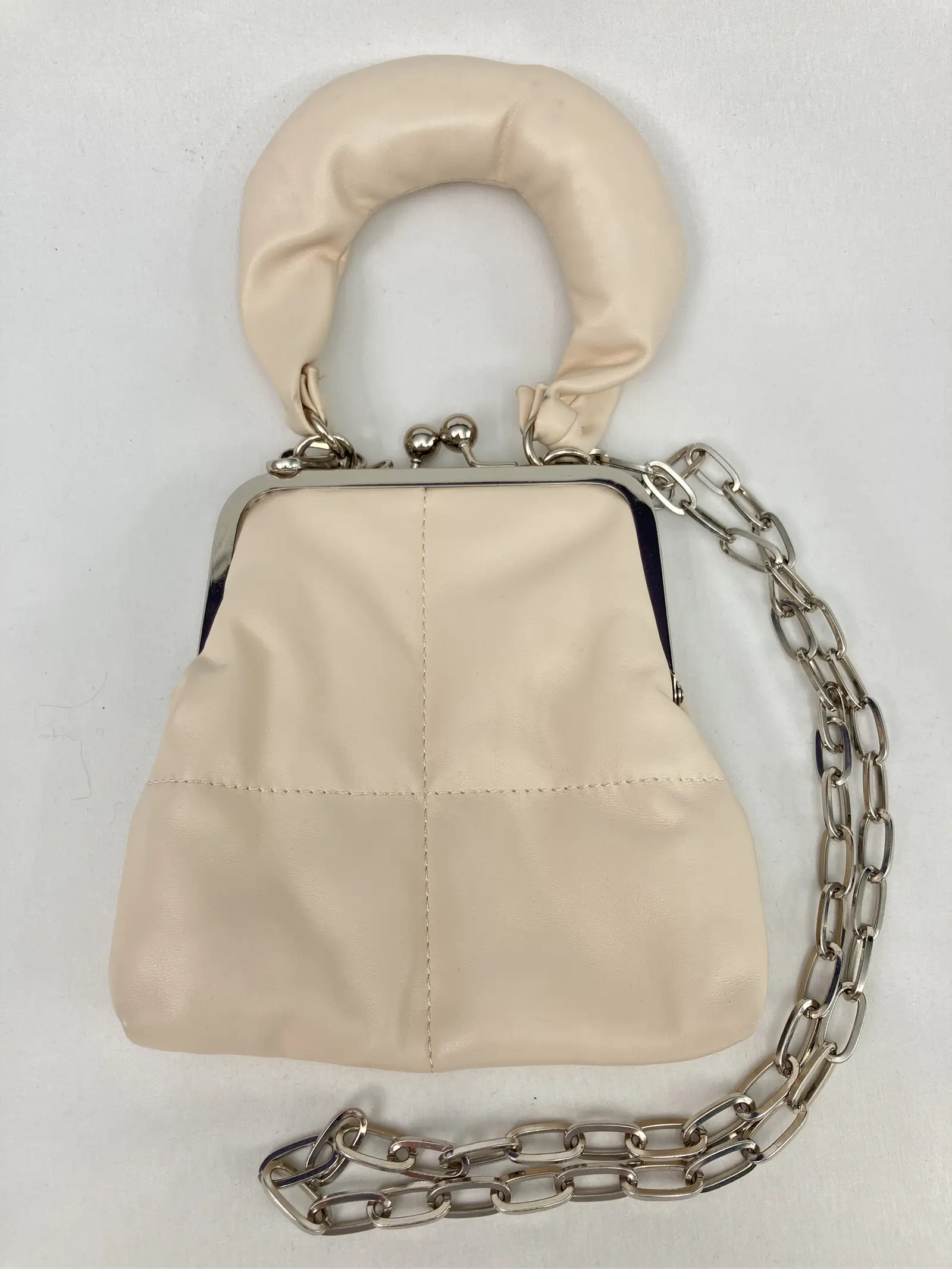 https://r2-worker.digdig.jp/product/893ab363-a56b-4306-a064-22bea2d376f8/850d954a-c273-4d15-9eca-12c2fdc0a51d
