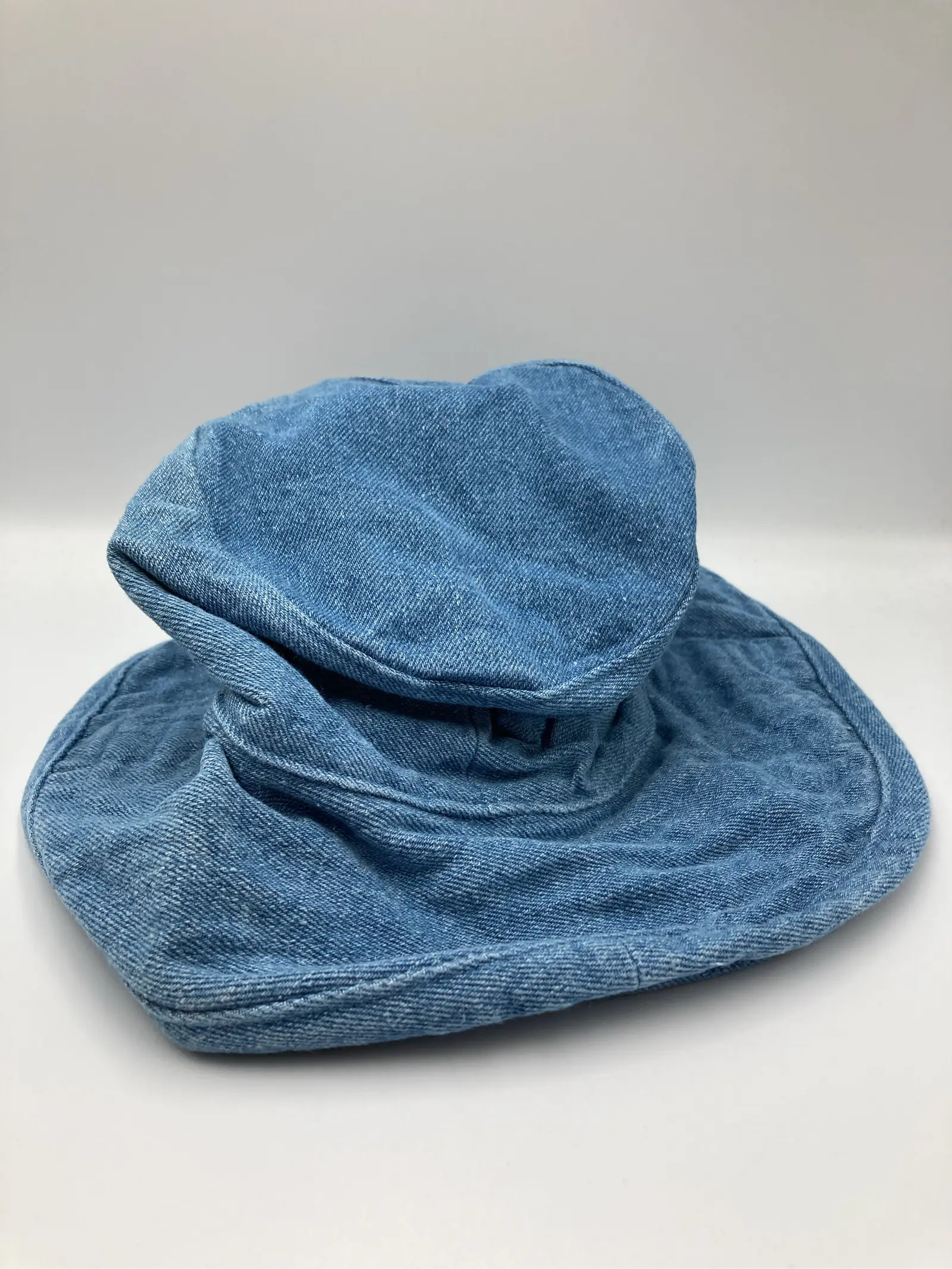 https://r2-worker.digdig.jp/product/89c5c134-6f70-4ed8-a5b8-6bdb10fa314c/77684548-8f48-4f88-aad8-3077294c4ef8