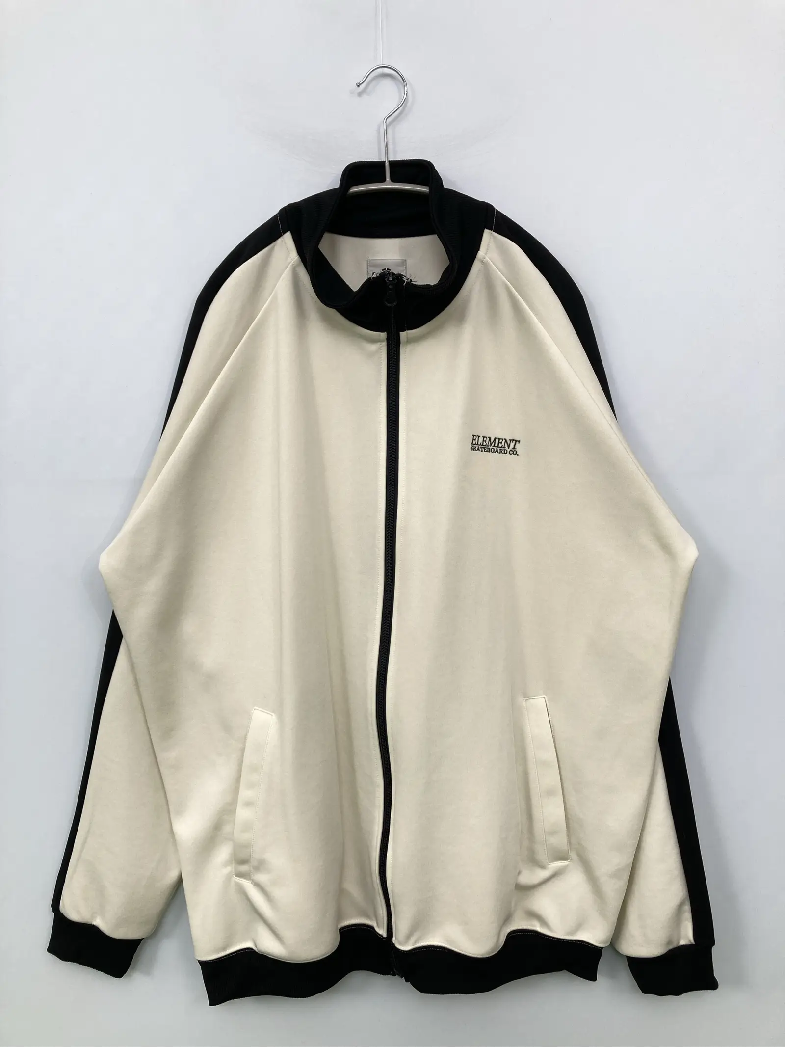 https://r2-worker.digdig.jp/product/8a3f6dc1-3bbb-4572-9e5d-ca105007f921/8ea98573-cf1e-477d-9188-37d4f0479813
