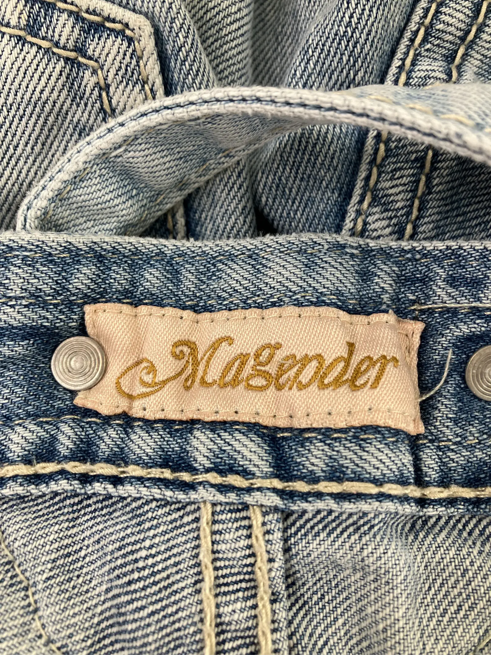 https://r2-worker.digdig.jp/product/8b51434a-e05c-41b5-a4fa-7920902ed663/b12bf3dd-65fc-409f-a13e-de025324696b