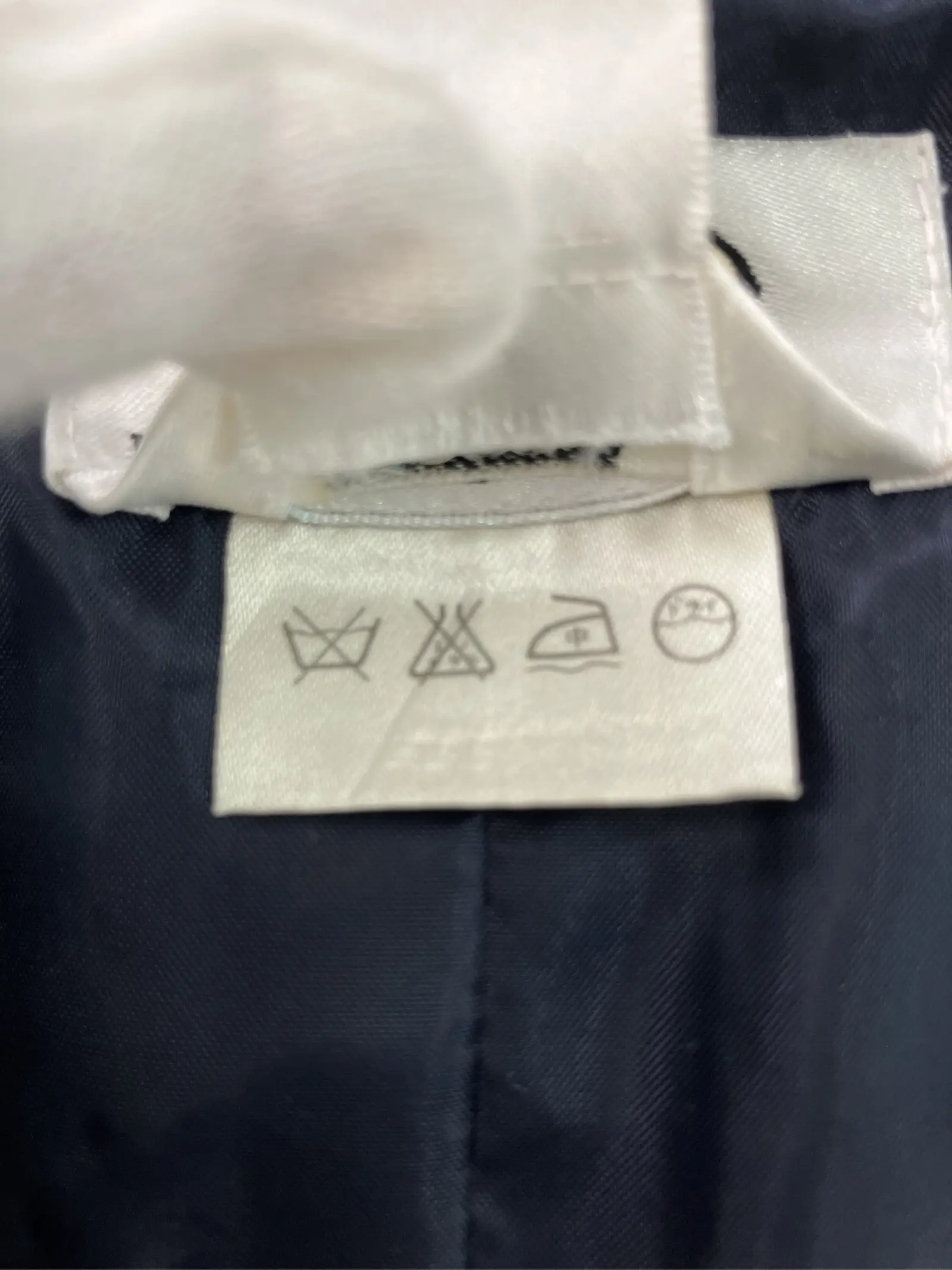 https://r2-worker.digdig.jp/product/8bafe4a4-94dc-494e-9a2b-5555416a8bd3/1a1d550b-f961-4d1c-81bb-3c14b0488b67
