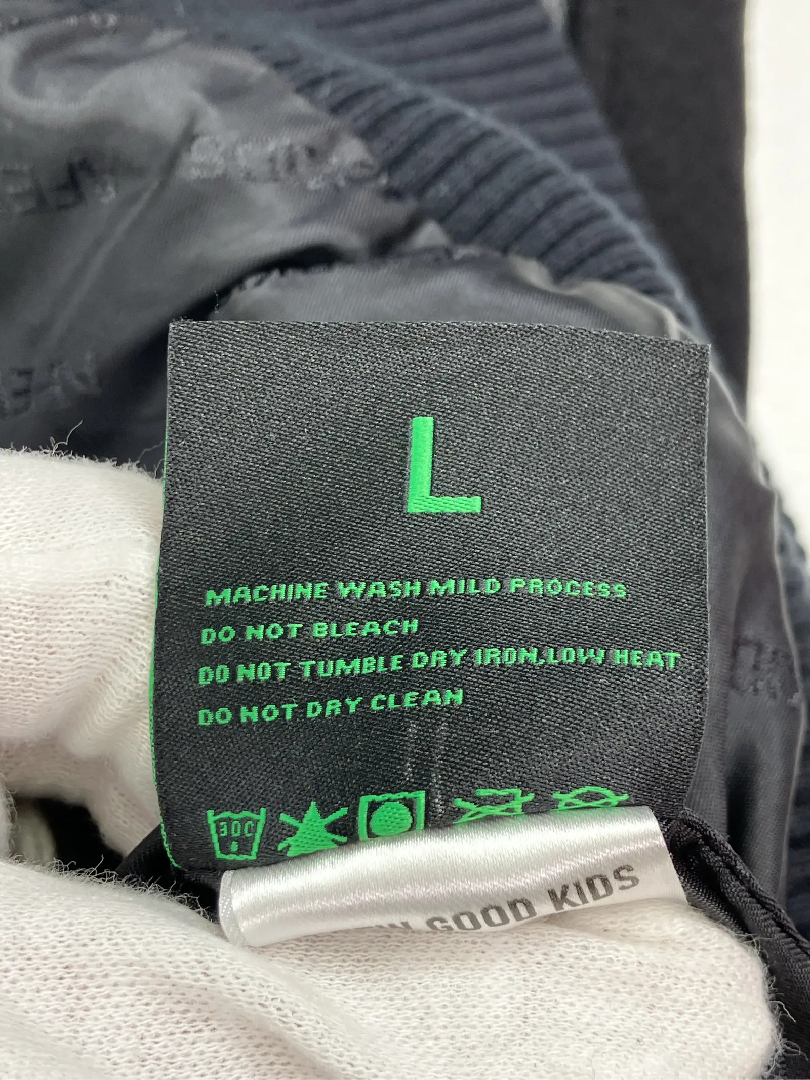 https://r2-worker.digdig.jp/product/8bb84896-fc2c-495f-afae-857e3fb924af/8060225f-1115-46eb-bdf1-814c54ef6103