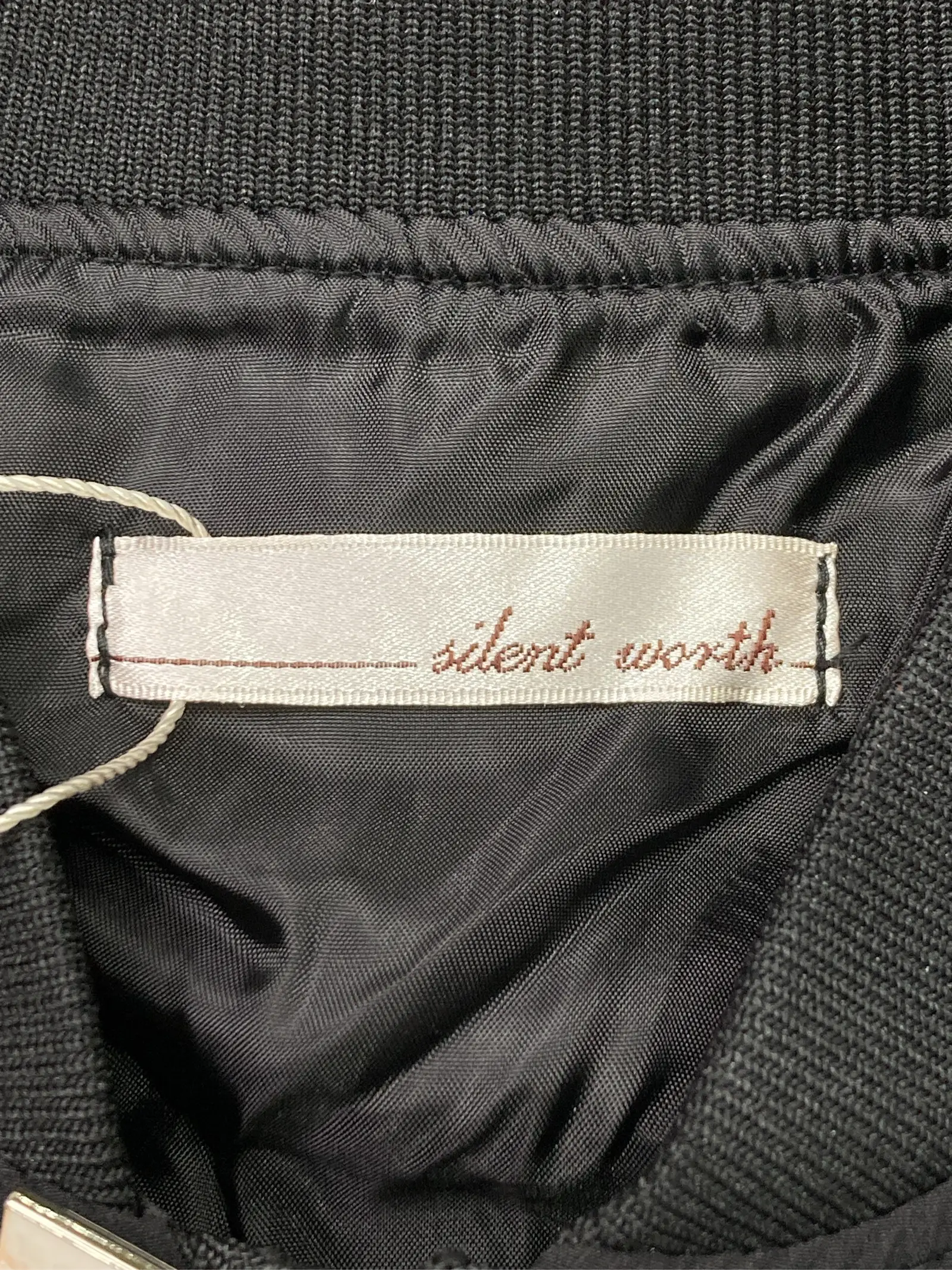 https://r2-worker.digdig.jp/product/8bf09703-d43e-439e-929a-1b7903b4467d/ced5f5a4-471f-475e-92fb-332a88dca3aa