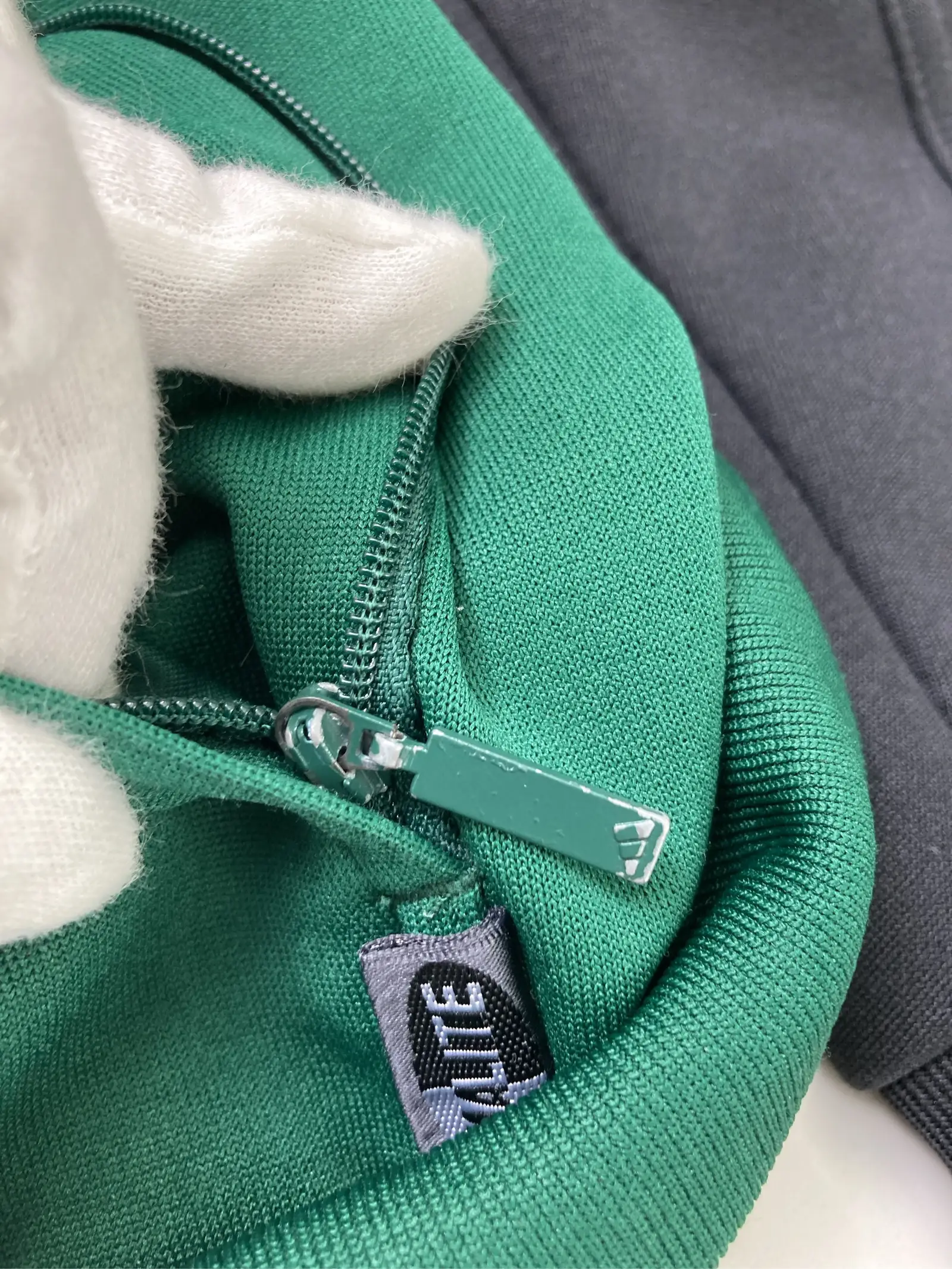 https://r2-worker.digdig.jp/product/8c0f4b82-2a1d-439f-8e4c-09505aaac8fa/59c57e3b-329c-4884-9d57-709826602112