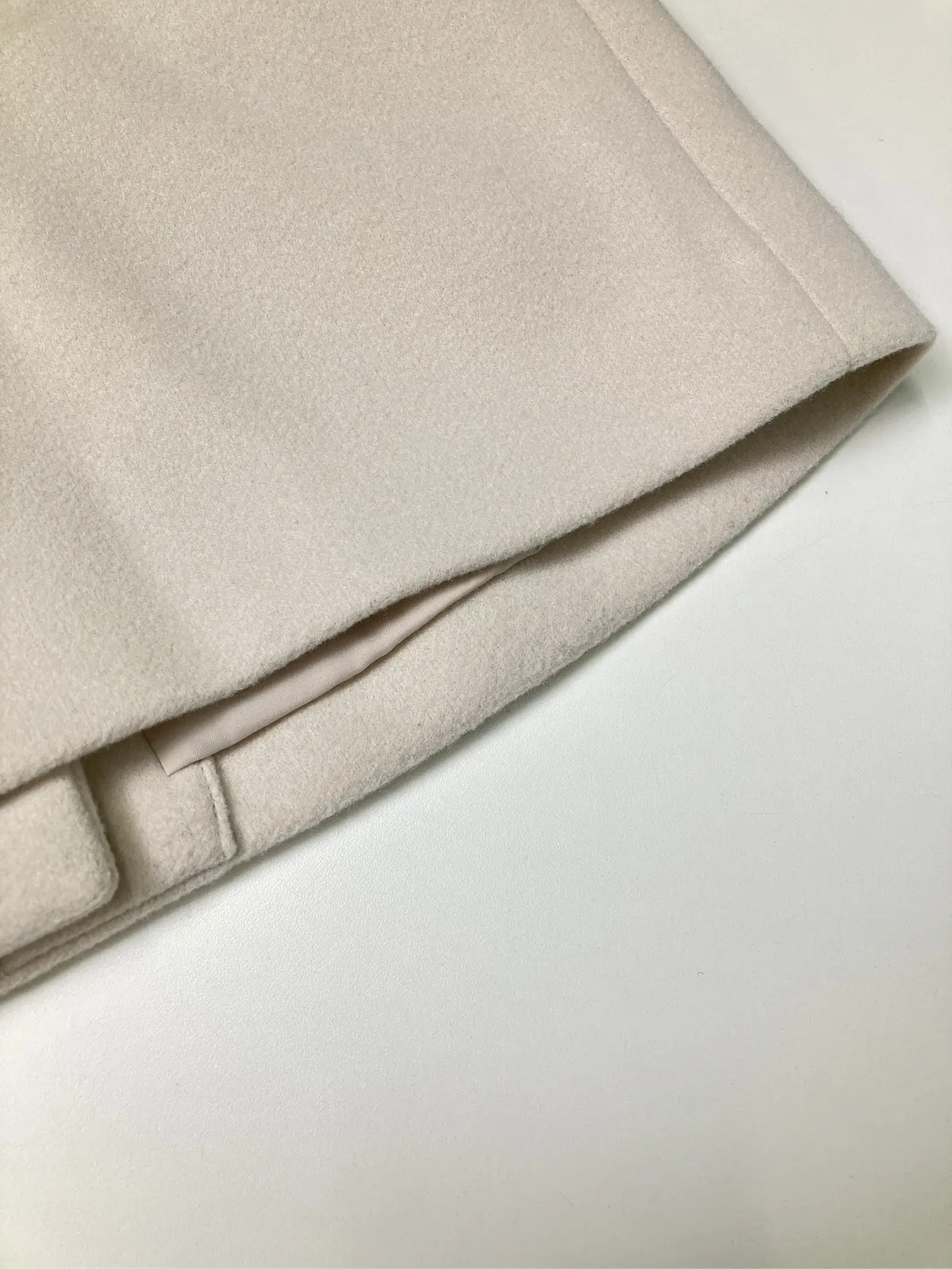 https://r2-worker.digdig.jp/product/8c5e500d-27e1-4685-aa59-9434d2f93cb7/390dbe67-c0d1-47ac-b92c-3b37c1089ddc