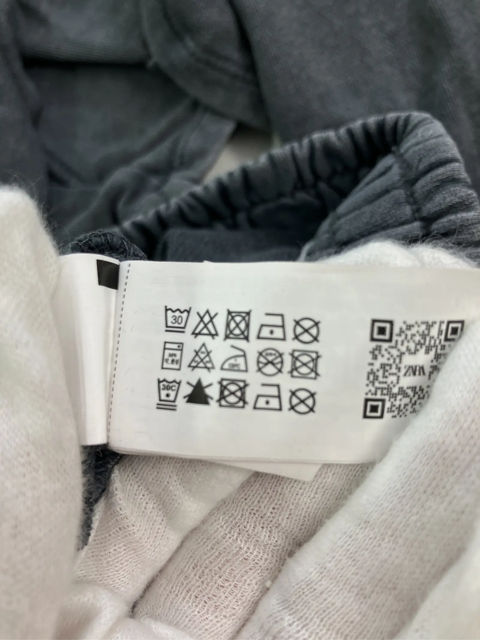 https://r2-worker.digdig.jp/product/8c85adc7-6aa7-4627-8382-62bd344aa94f/6f63dd28-10de-4f4b-98e5-44ddbf57ec77