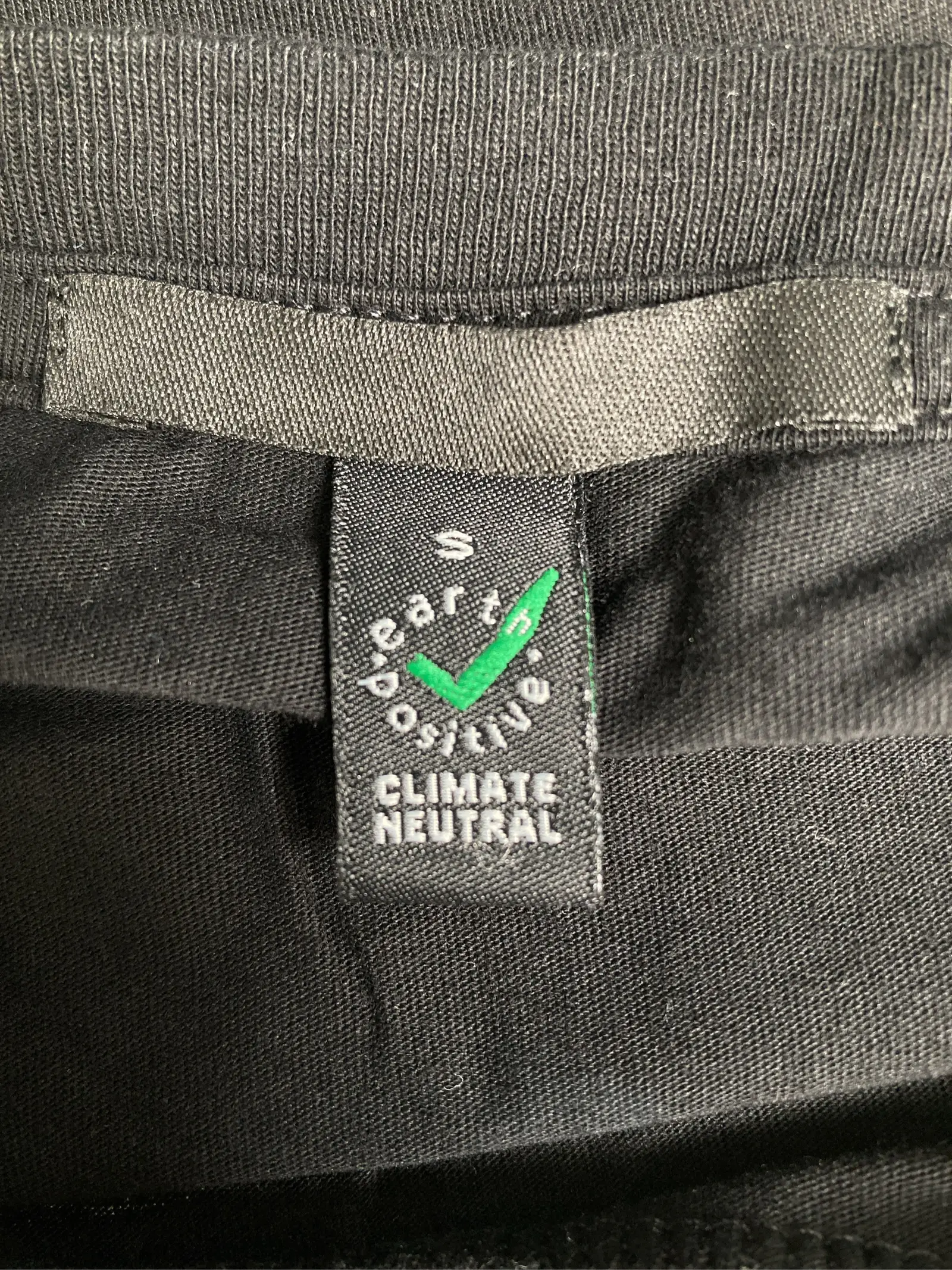 https://r2-worker.digdig.jp/product/8cceaf02-fc6e-440d-a12c-ba0b240a6d4d/4a680fe8-cc23-4b15-888f-af8333d03366
