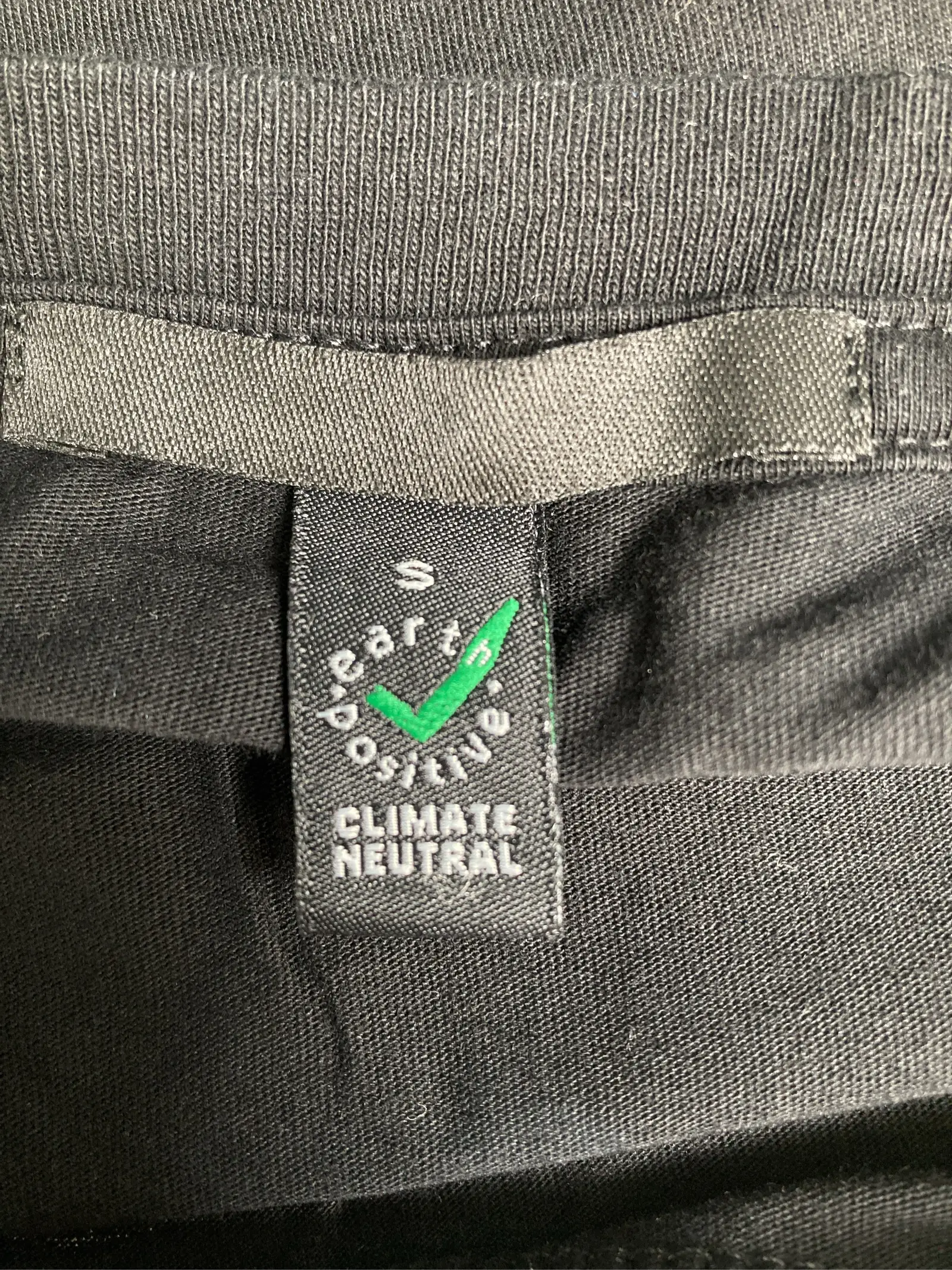 https://r2-worker.digdig.jp/product/8cceaf02-fc6e-440d-a12c-ba0b240a6d4d/7c44c5a1-a58e-41a9-aa4b-1b12170acdf4