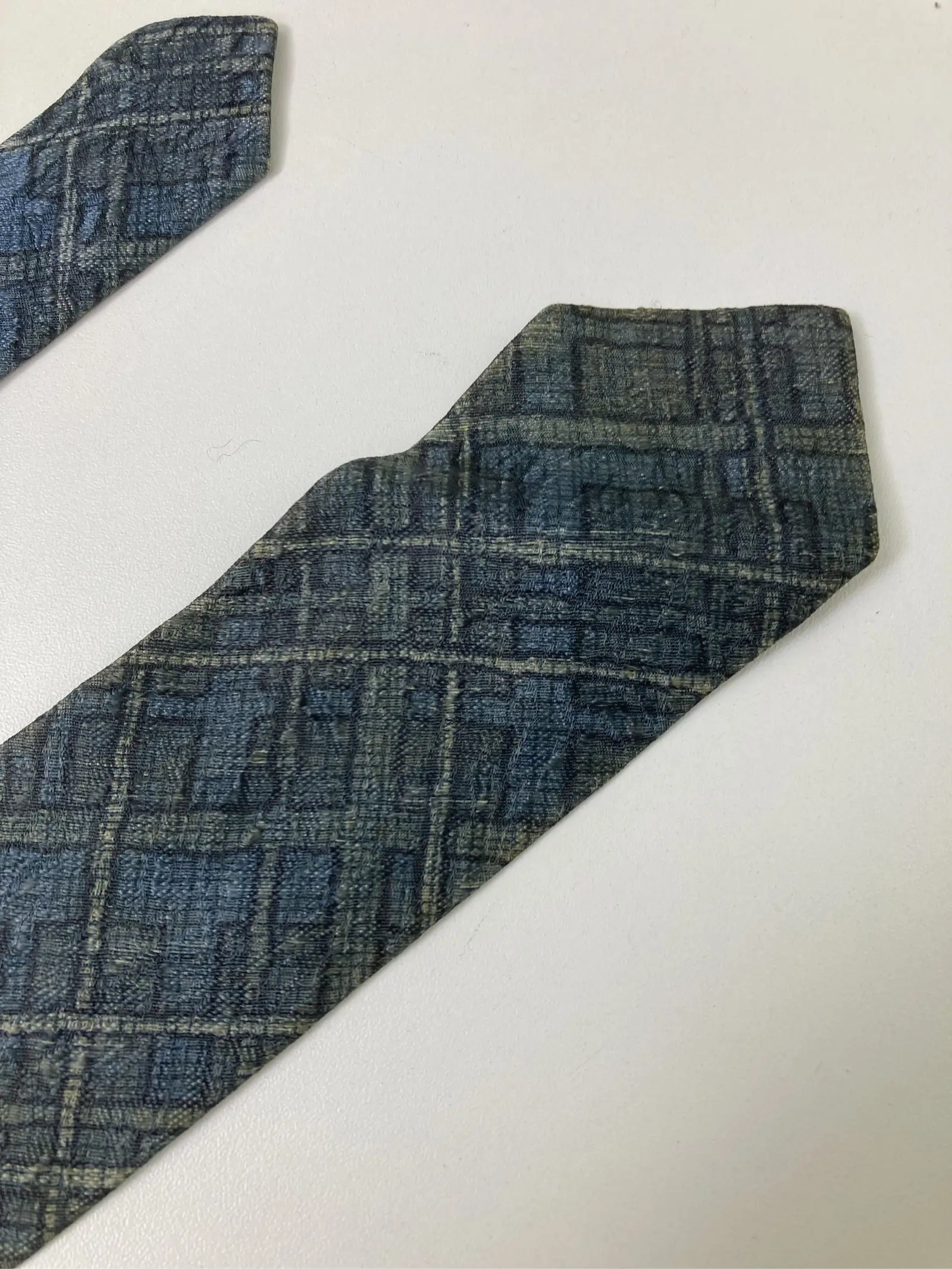 https://r2-worker.digdig.jp/product/8d39d30d-21da-45ba-8fc5-a1819158bd3a/da68a81d-edd8-486b-8de7-0333abcffd52