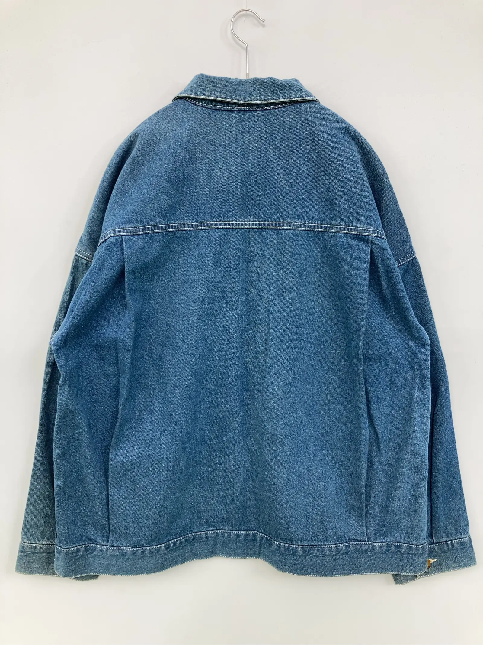 https://r2-worker.digdig.jp/product/8d9f2c1f-04c9-45ca-9d8f-c5318a2d031a/ef50f56d-379c-4886-8f71-fada18a5bfb6