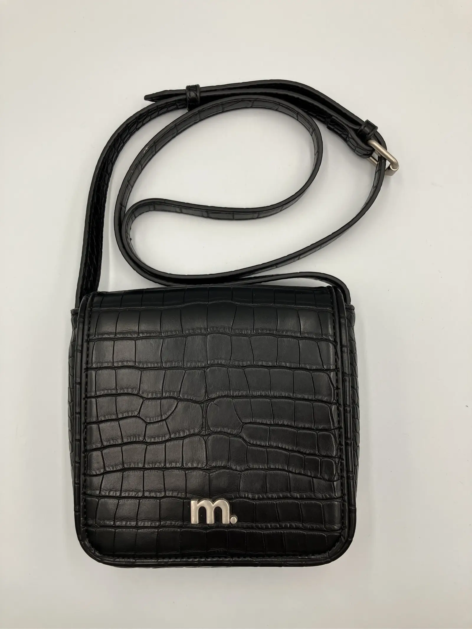 https://r2-worker.digdig.jp/product/8de7f653-eb58-47fd-b19d-d732798b679e/fce53f6f-bda3-4422-a47f-e10f5d0c4e2f