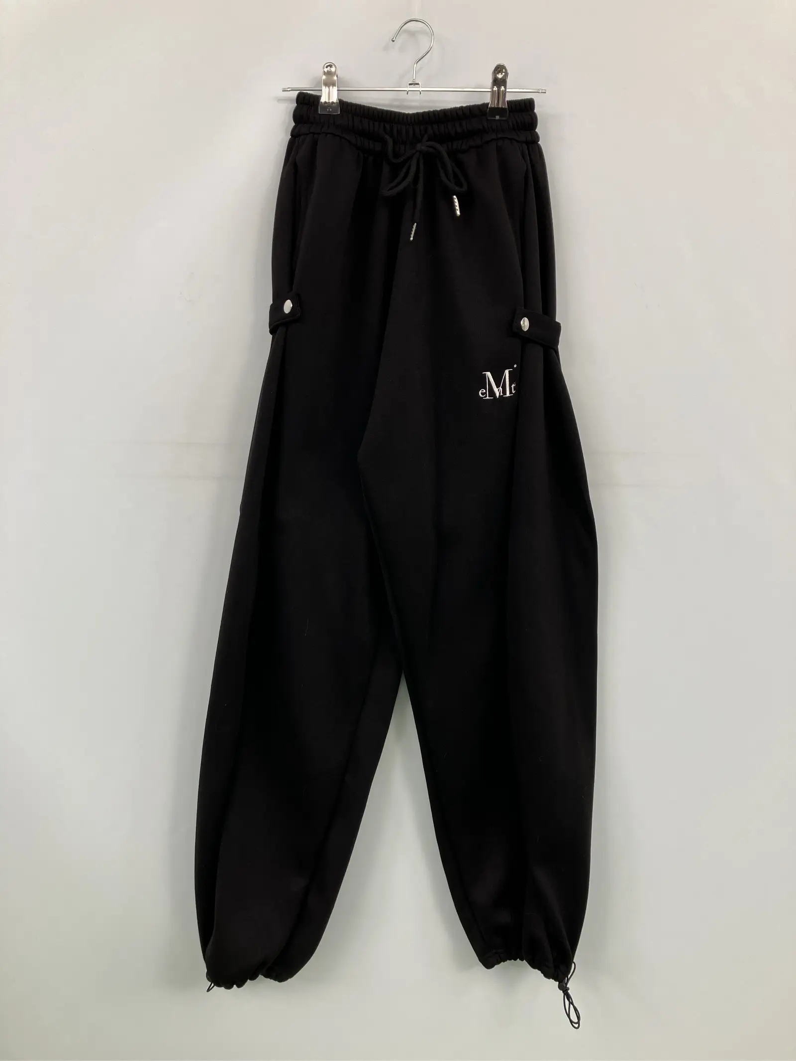 https://r2-worker.digdig.jp/product/8e1210ab-56d3-4edf-b9a2-6822c5b20566/7a61ae35-deac-4a9c-bb2d-18d15f0b82b1