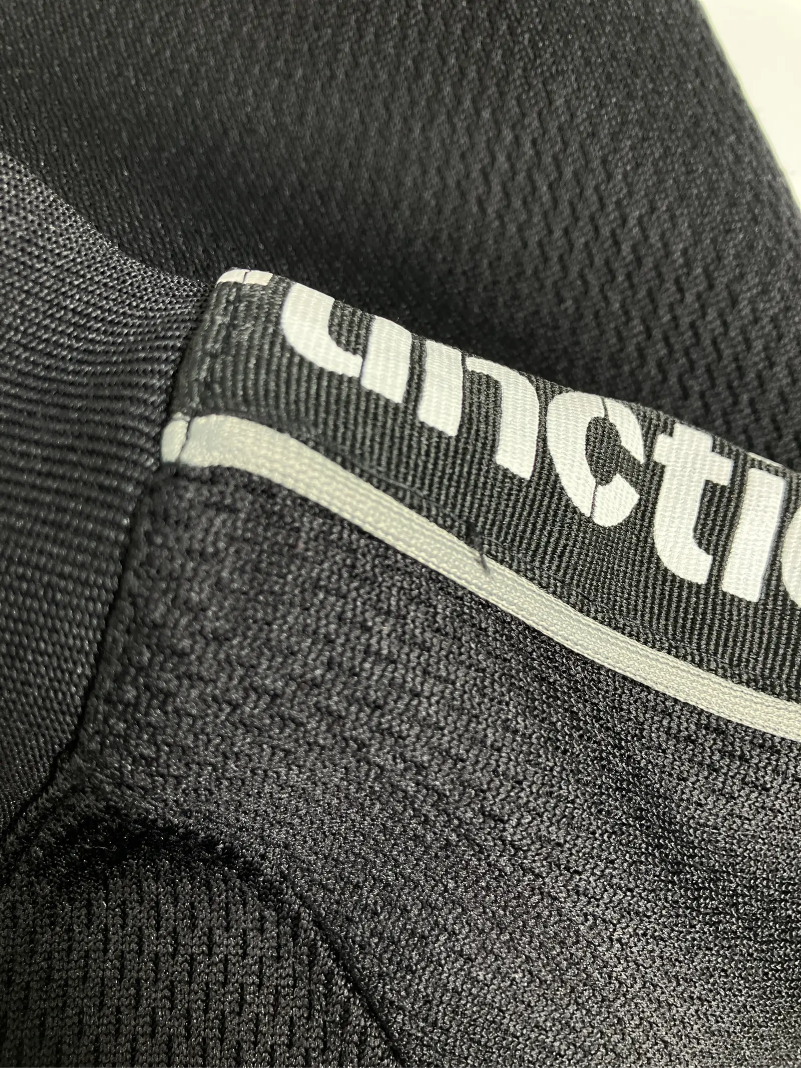https://r2-worker.digdig.jp/product/8e27d4f0-760d-4aa9-99c3-2cc4393f8acd/18048f93-e7e8-4fee-85a0-e551ff8457bd