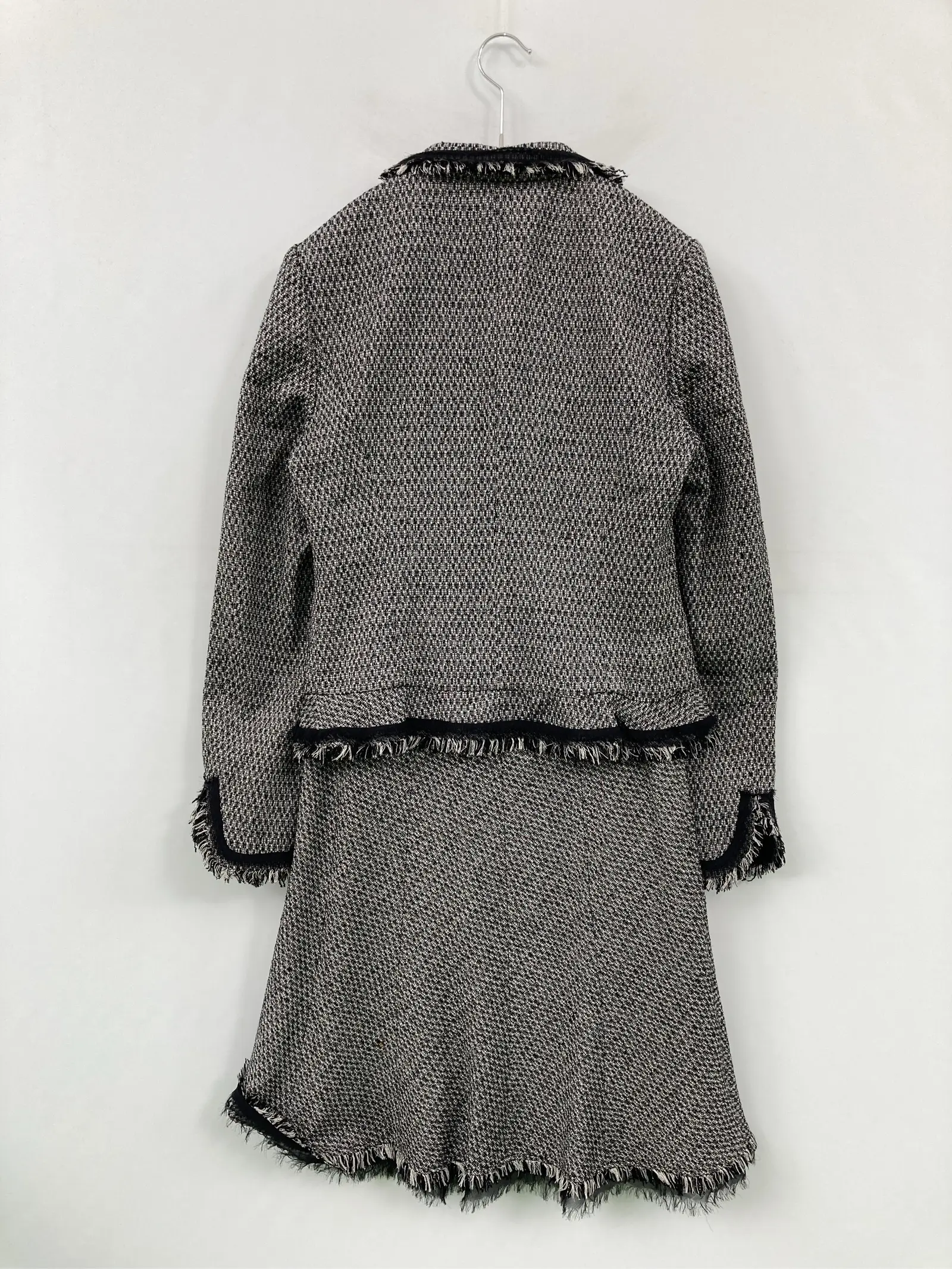 https://r2-worker.digdig.jp/product/8e364642-eb84-4944-9b46-cd56b36639a8/96839534-875b-4024-8fa3-ea30d8be5157