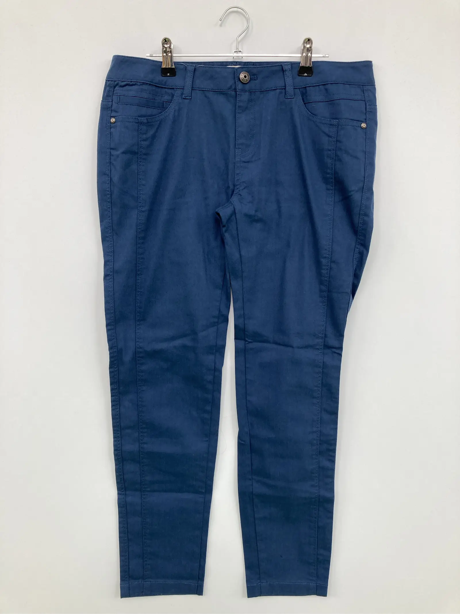 https://r2-worker.digdig.jp/product/8ed2f123-23c7-44e2-ba4d-6587ffb1942b/76fa2f1b-5cde-47b6-8f43-6b8b5d51291a