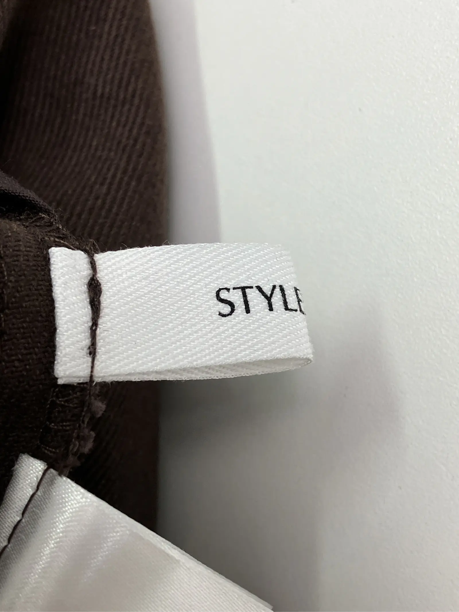 https://r2-worker.digdig.jp/product/8eec1599-0a96-46d4-8495-8054c0cbdb1f/a59119d7-6180-42f3-a496-70195fabfe60
