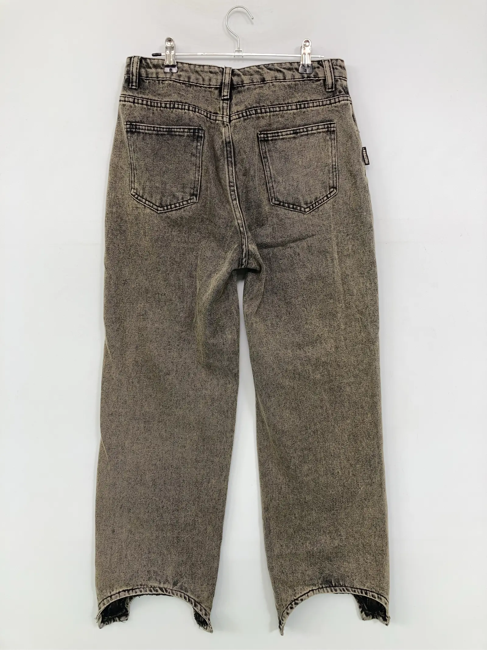 https://r2-worker.digdig.jp/product/909b2954-70fa-40dc-aa49-efd53c0f2953/375ef533-8a69-48f5-8732-caac664b9e9c