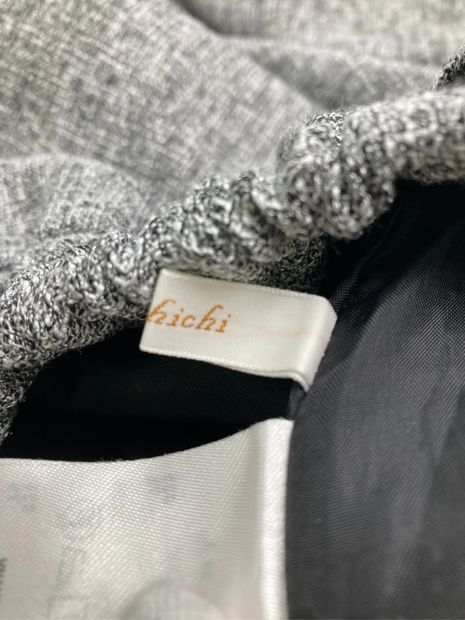 https://r2-worker.digdig.jp/product/90ae9fe9-8526-41a2-bd9d-2e398674daf8/c9707f87-f567-41be-a9e9-41196c734e28