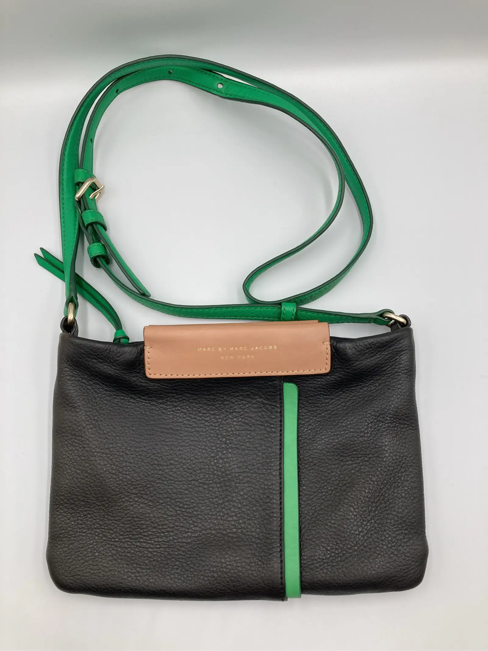 https://r2-worker.digdig.jp/product/90db731b-b7d4-43d3-841f-98627db7f691/5cc757d4-4180-49ae-9045-f41b90dc5885