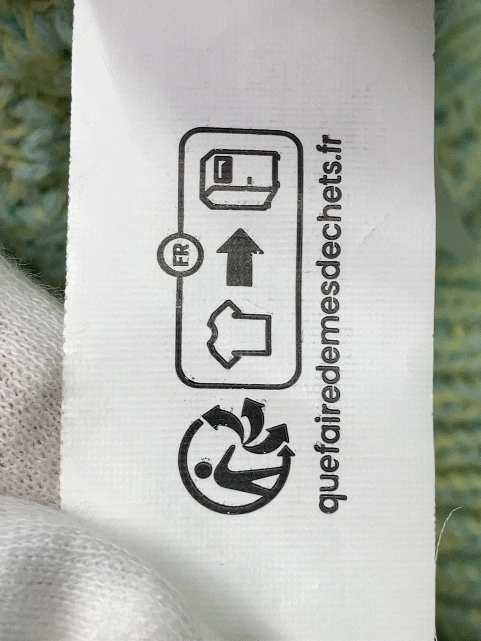 https://r2-worker.digdig.jp/product/911ca097-9bc8-42af-b130-e9b6d1c85067/89e2f96b-2331-499c-b480-79913f520a54