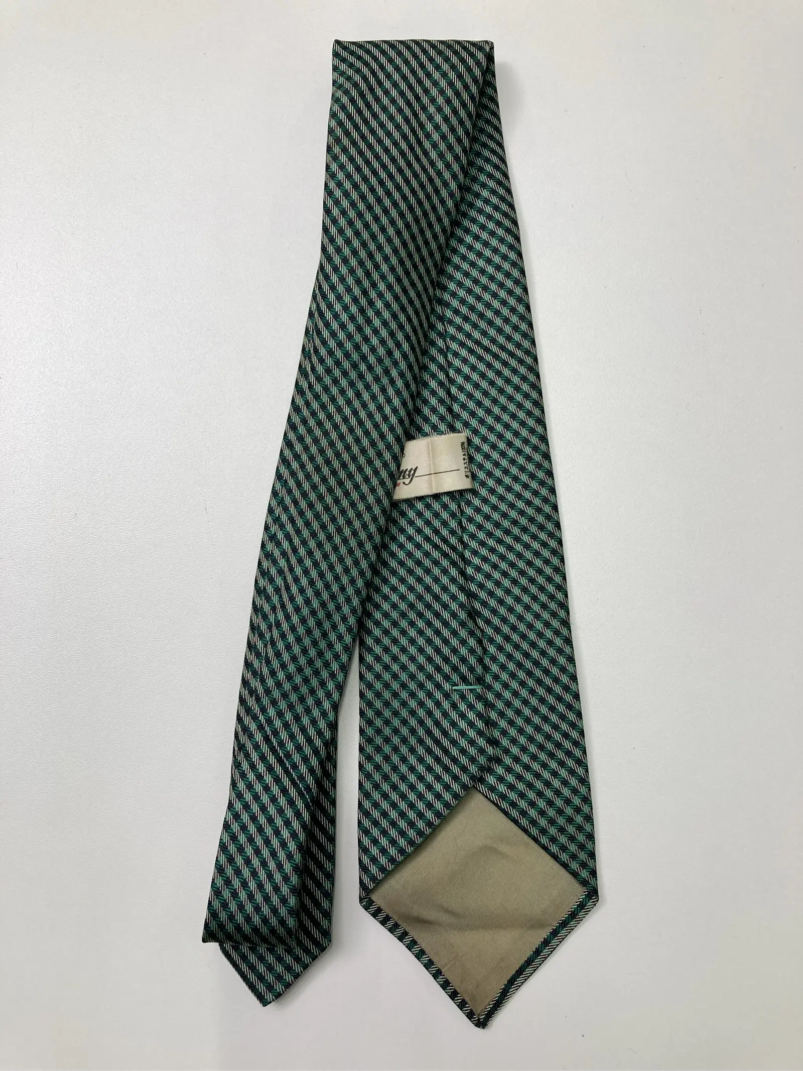 https://r2-worker.digdig.jp/product/91cbf275-94d8-4cbb-ba22-575b92de6fb4/9846badd-c343-4d93-b25f-5a919353b17f