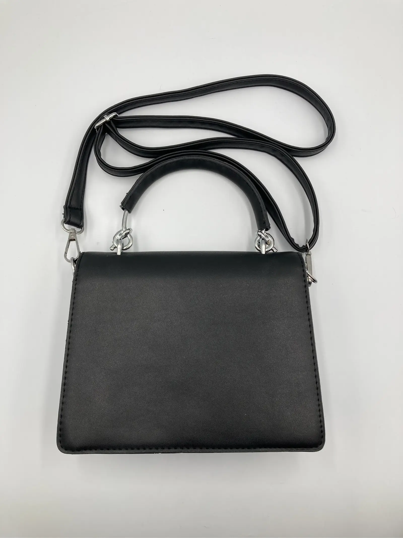https://r2-worker.digdig.jp/product/9206224c-56ce-478a-b27a-343d0b744bd1/0dc043c3-df05-46aa-8239-e1a67d8cb320