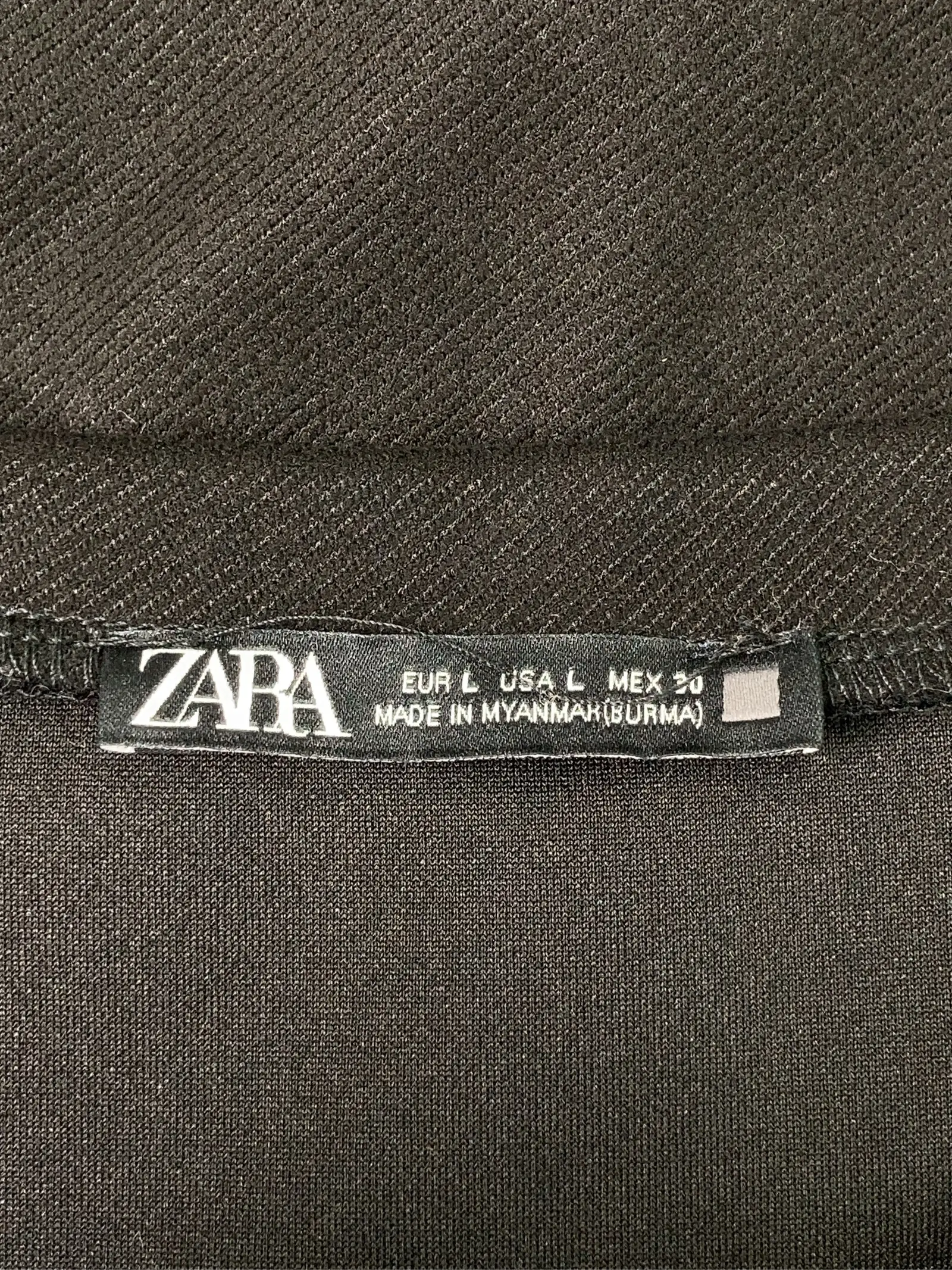 https://r2-worker.digdig.jp/product/922e7a31-1730-406f-b635-97573c47b4b5/6242ccb7-72a3-444d-aa33-5031a2708afe