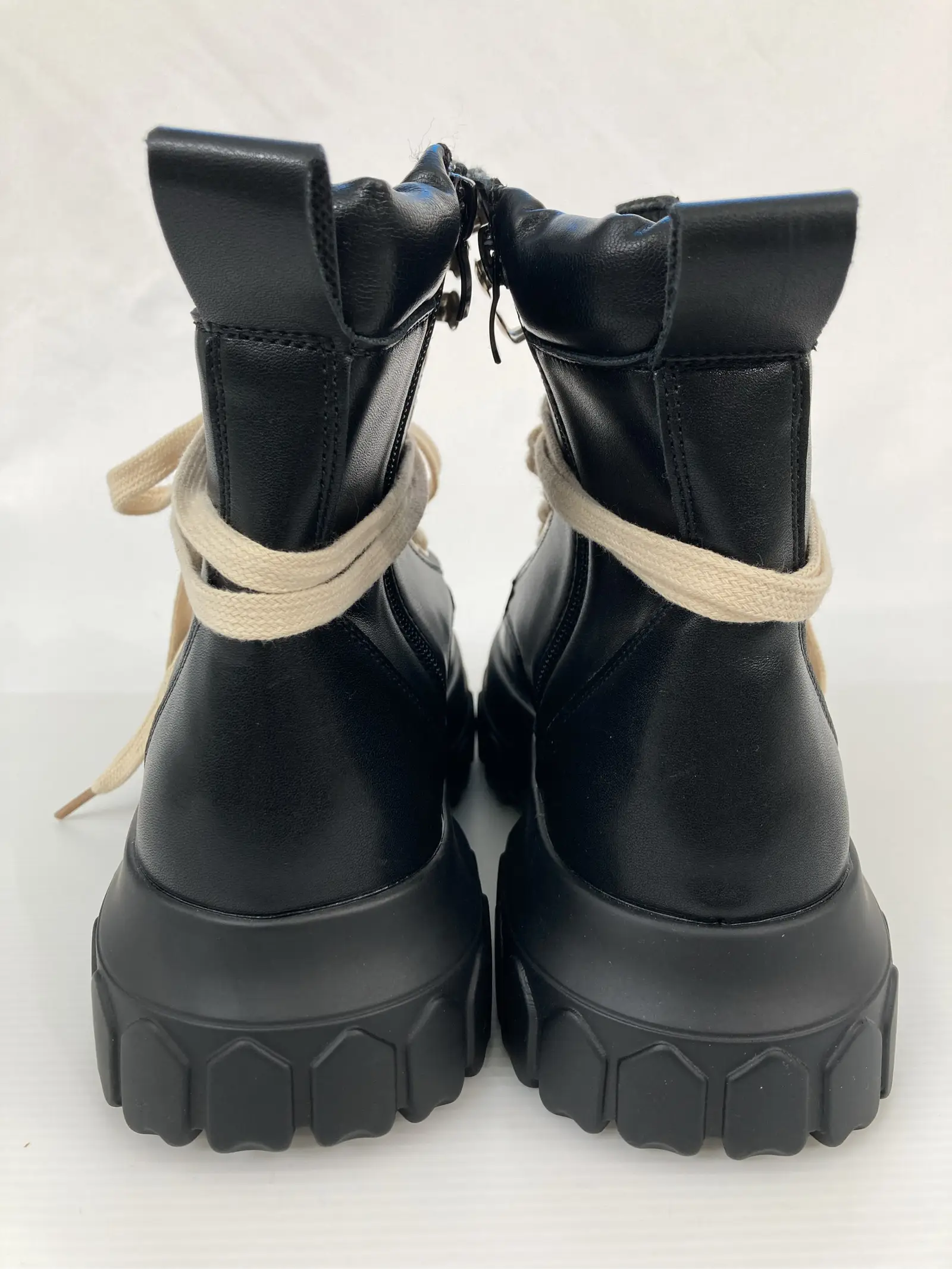 https://r2-worker.digdig.jp/product/926b2704-9324-4cc0-80b2-87b0180653c6/9b68bf34-9a2c-4385-891d-23ac3dd14b14