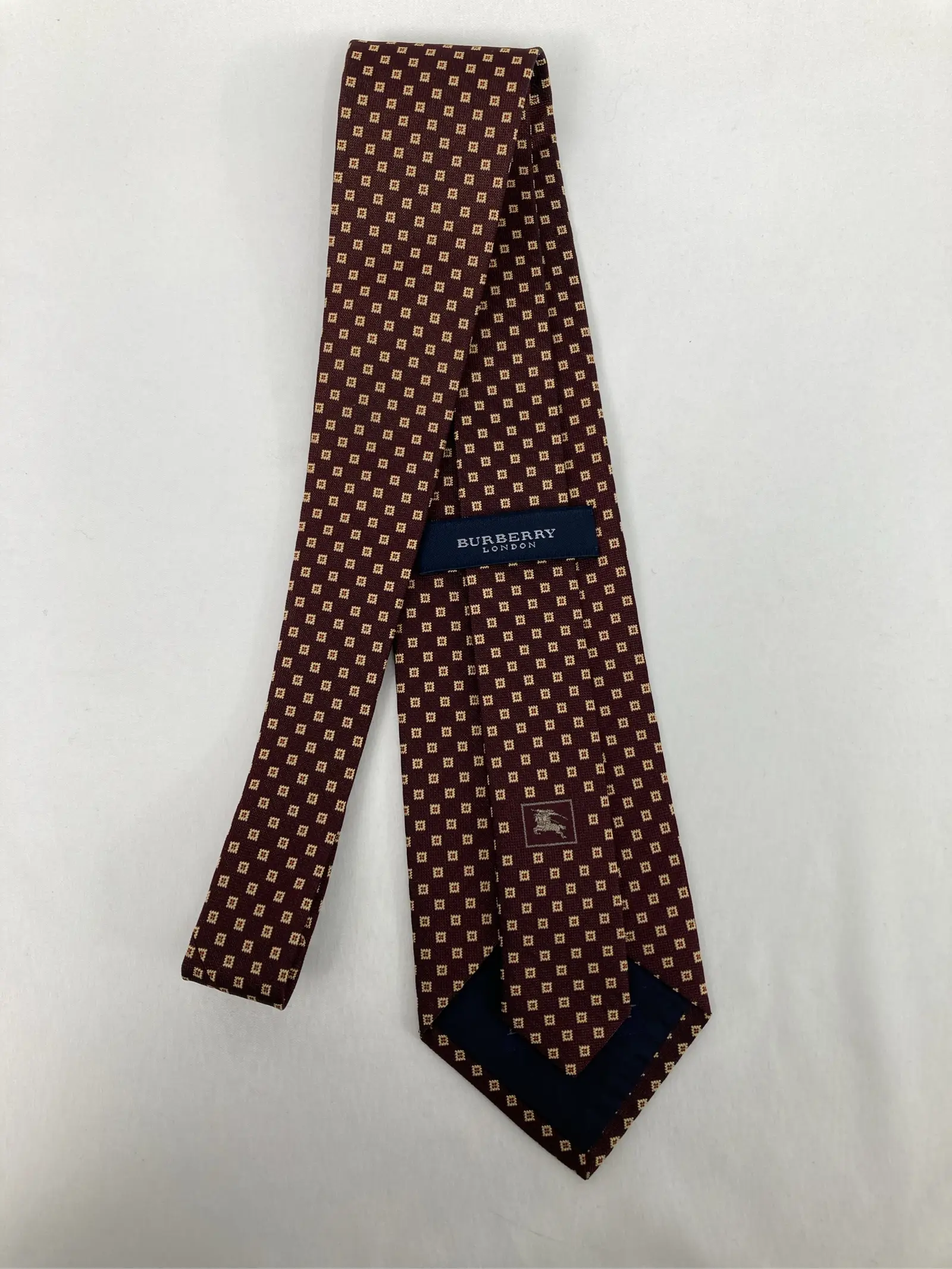 https://r2-worker.digdig.jp/product/93213dc4-0ca4-4135-8ac9-b8c6868bc4f7/c9fdbf43-3eae-40ac-863a-e9d61c0167b7