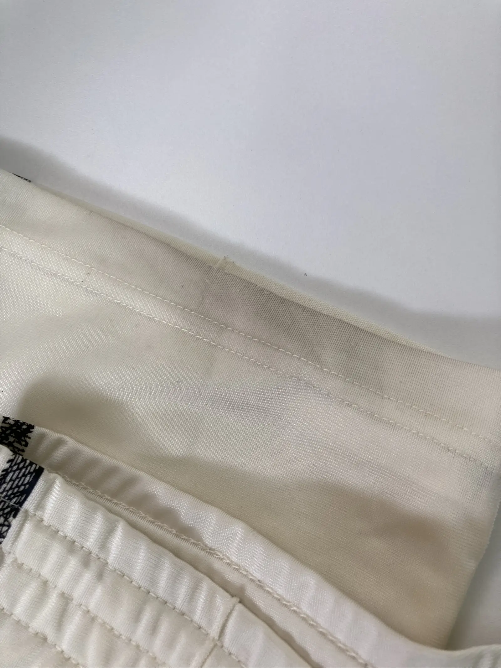 https://r2-worker.digdig.jp/product/93b56811-fef9-4eeb-bef7-12673276ad5d/6aebd5bd-d744-4eea-b2b3-9cb9e9d44273