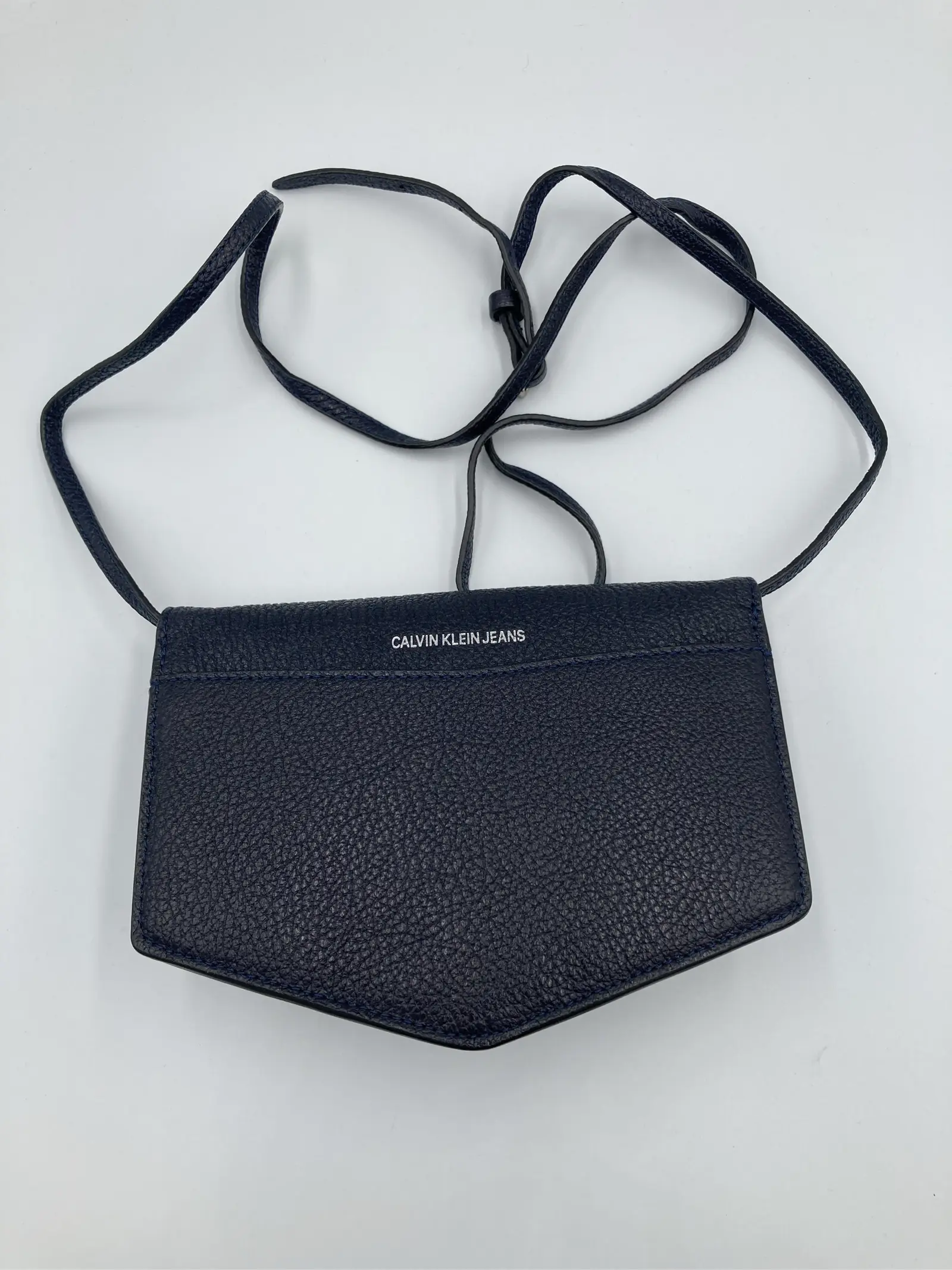 https://r2-worker.digdig.jp/product/943ed0d3-74ba-45a3-b0ce-a1adadfcc199/c745424a-2609-473e-808e-c96d58aa807f