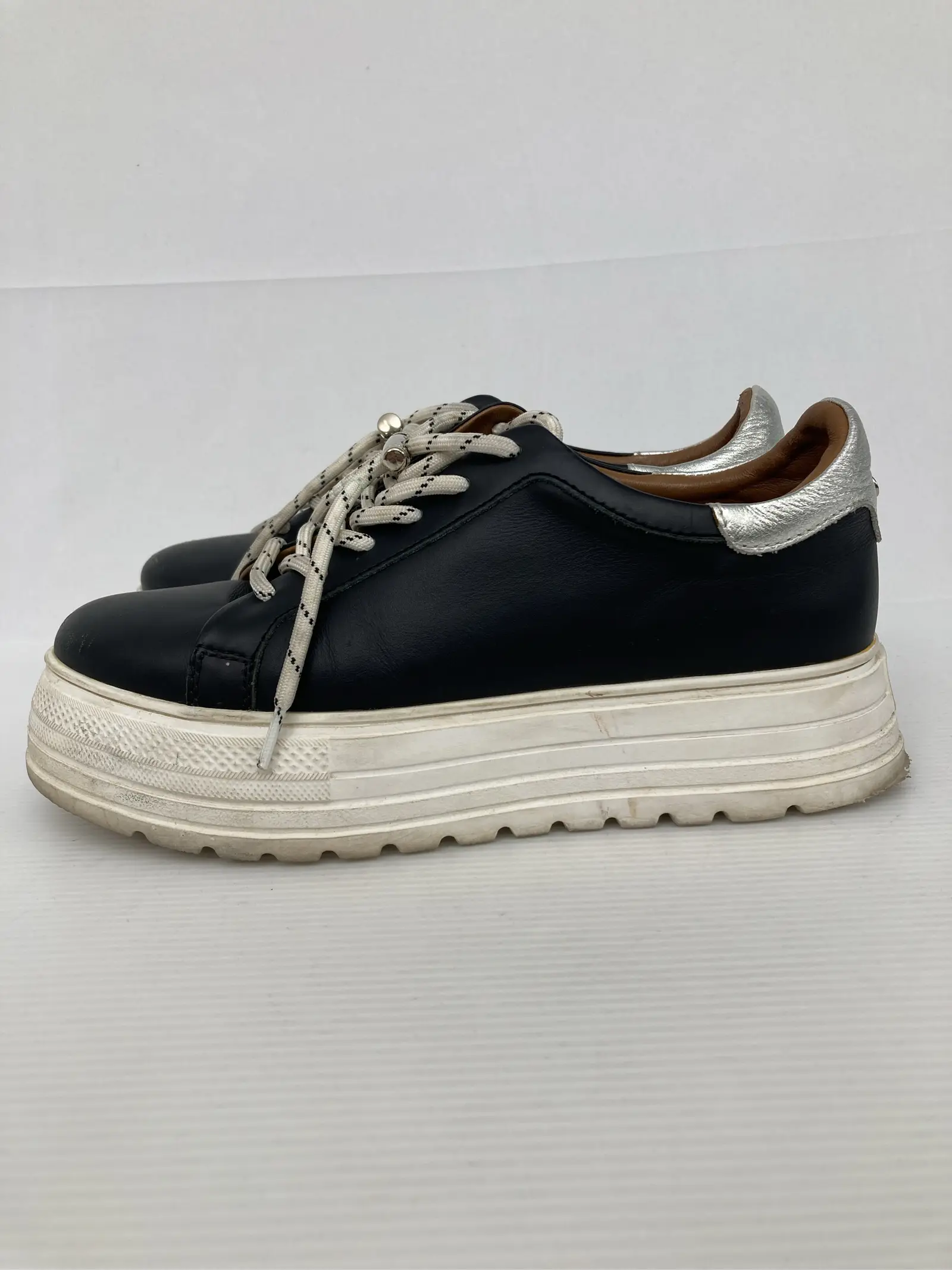 https://r2-worker.digdig.jp/product/944608c4-511b-42d3-a771-cef69405a326/4a7705ed-51c0-46ba-9412-eaa82ef2c11a